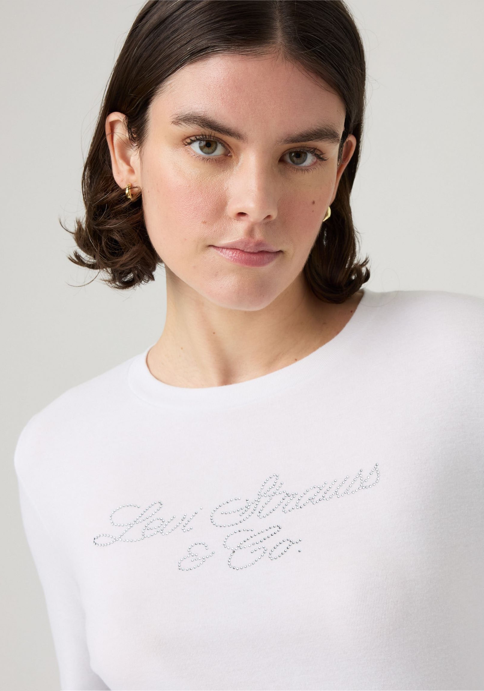 Levi's® Langarmshirt »GR ESSENTIAL LS T« mit Glitzersteinen