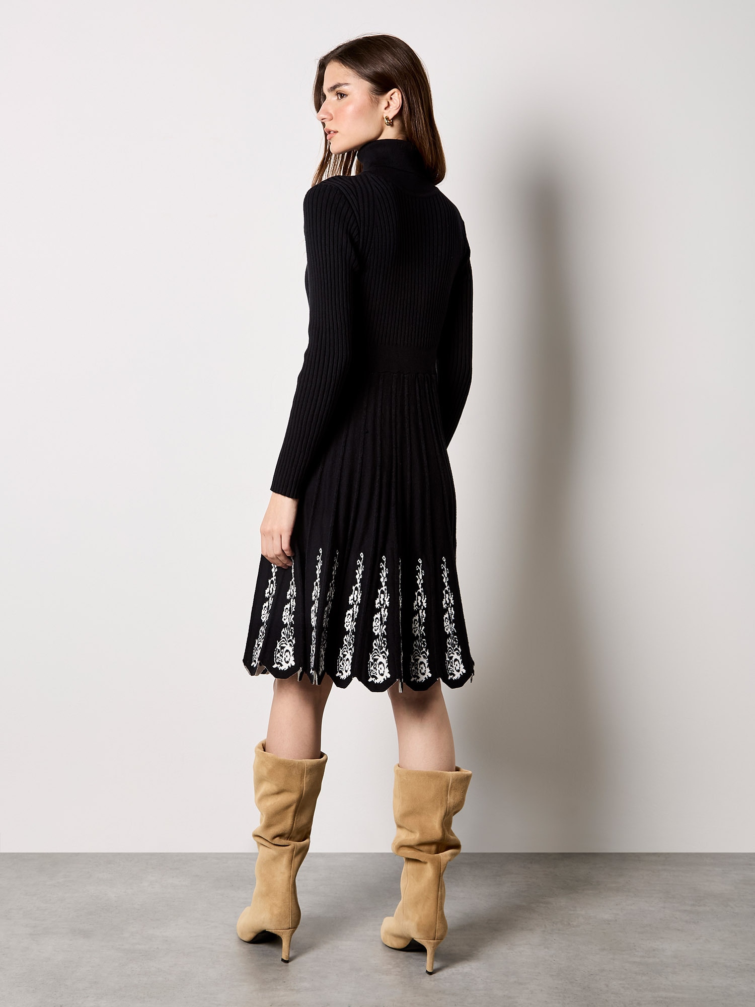 Apricot Strickkleid »Midikleid« mit Spitzenvolant