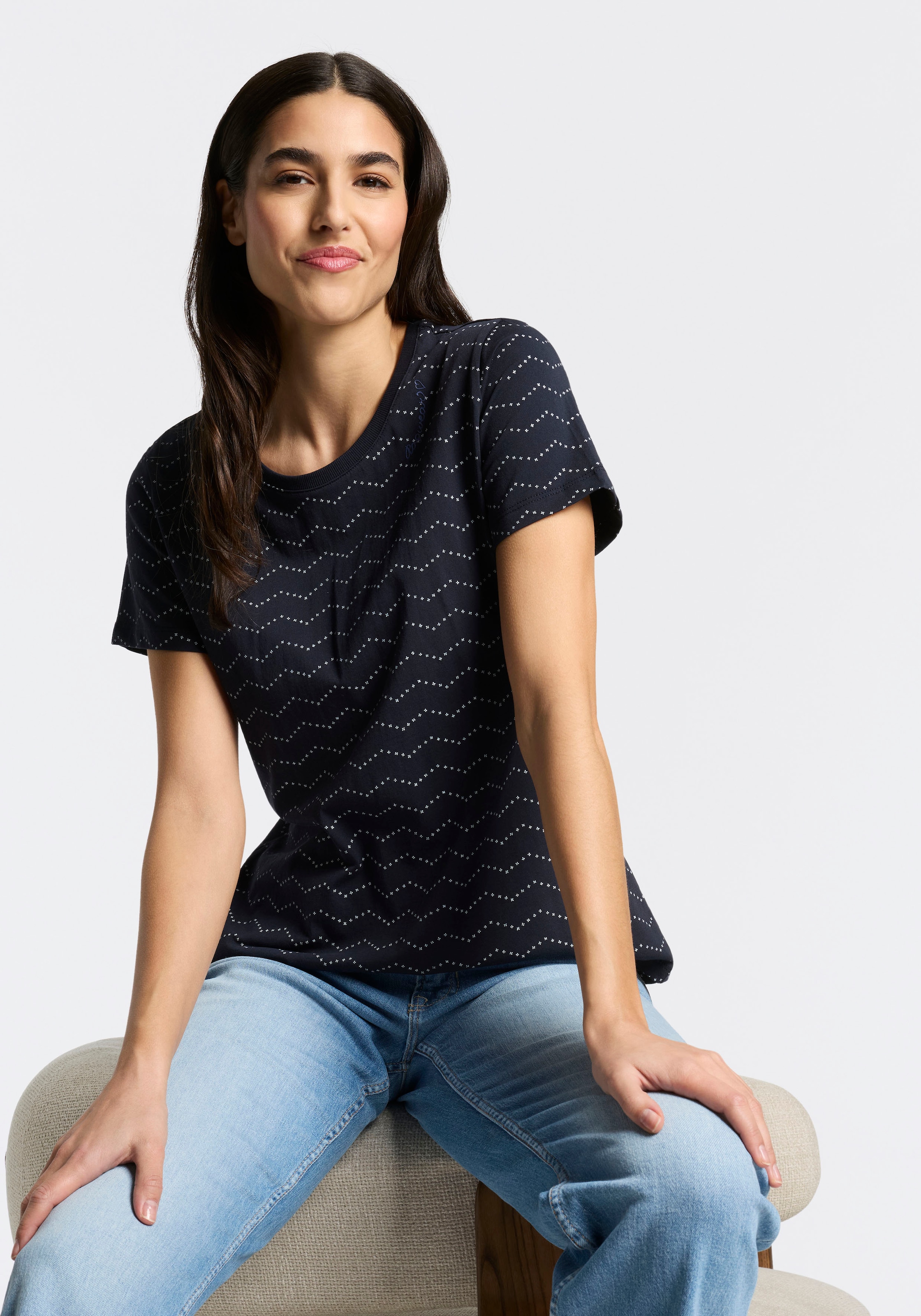 Ragwear Kurzarmshirt »MINTTA ZIG ZAG O« mit Logoschriftzug