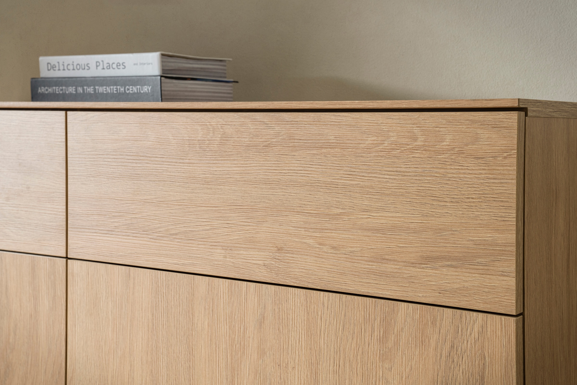 Home affaire Sideboard »Lund, moderner Schrank, Kommode mit Kufengestell«, ausreichend Stauraum, vielseitig einsetzbar, 115 cm breit