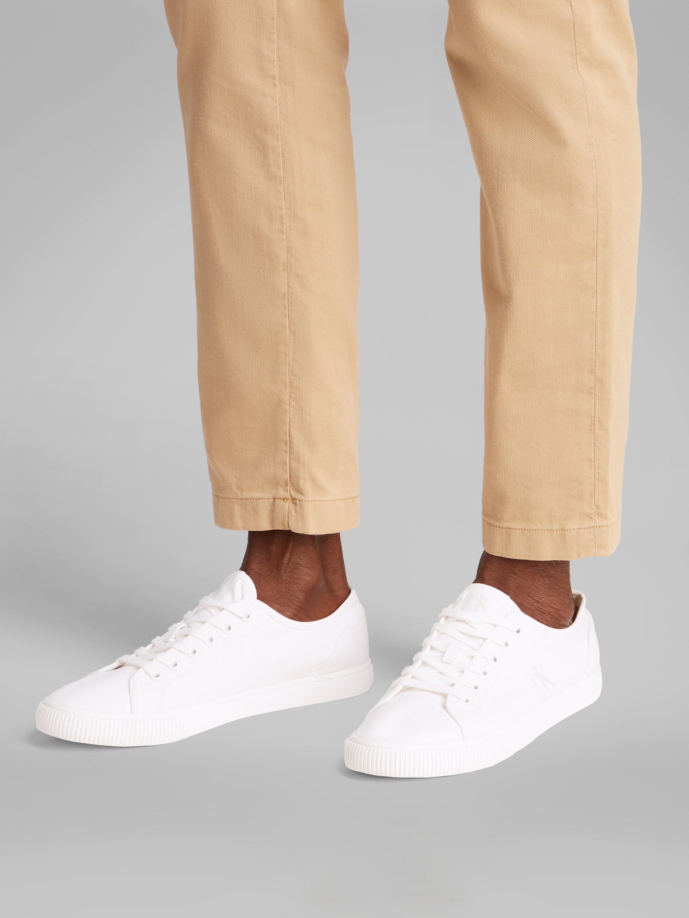 Calvin Klein Jeans Sneaker »ESS VULC LOW MG CANVAS«, Schnürschuh, Halbschuh, Freizeitschuh in klassischer Optik