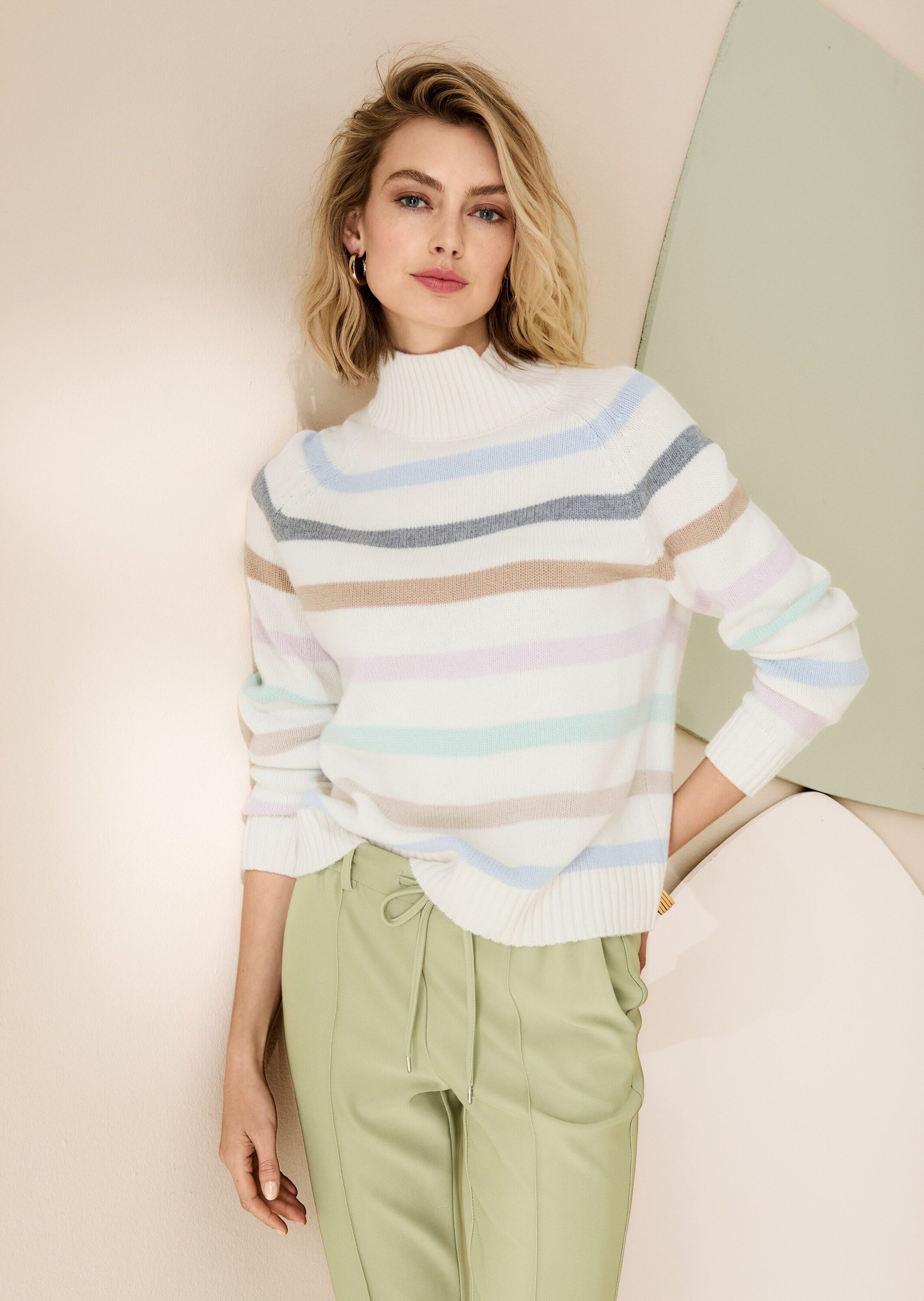 MADELEINE Stehkragenpullover »Strickpullover Wollpullover im Streifen-Look«