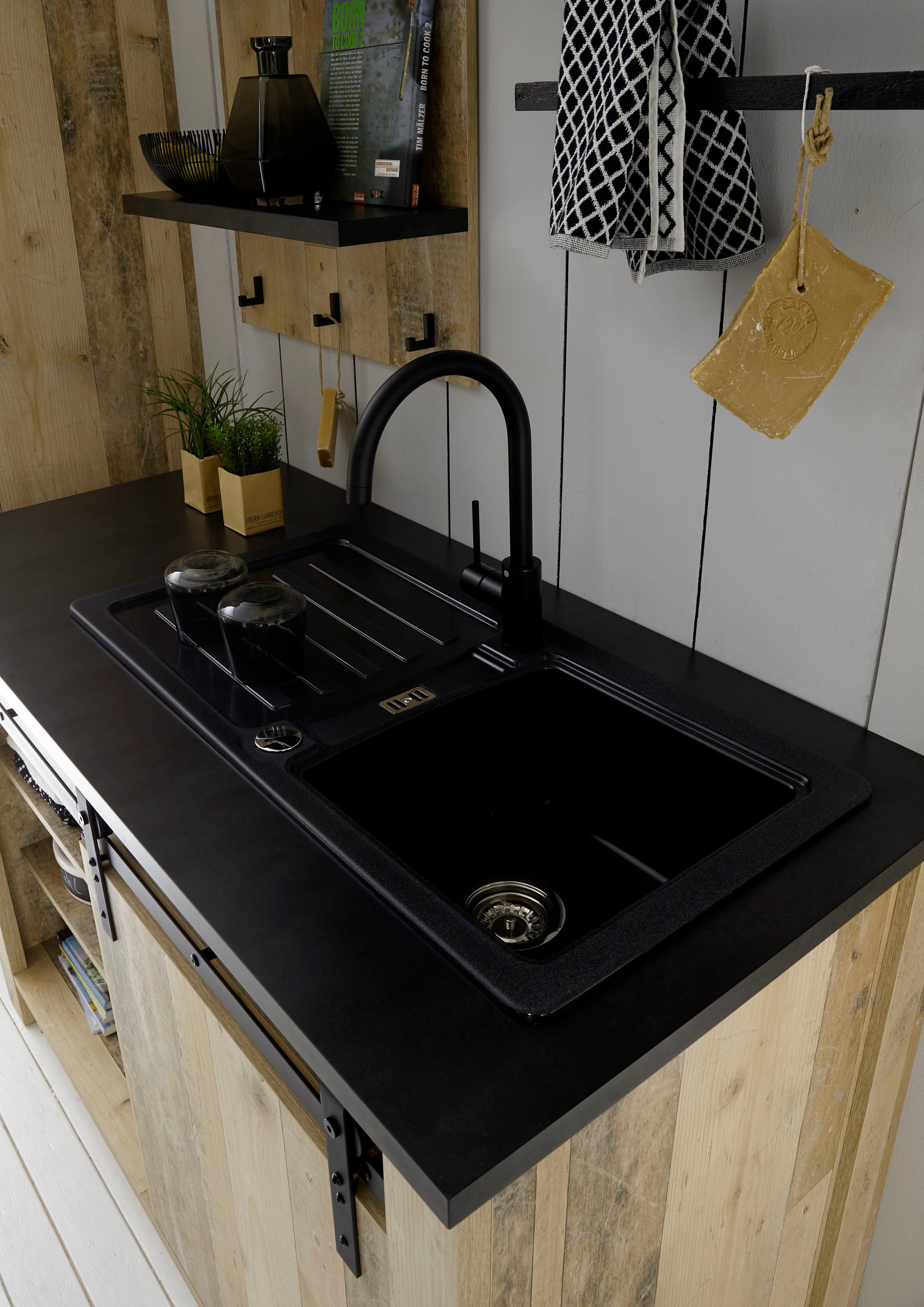 Home affaire Pantryküche »Sherwood« Breite 131 cm, ohne E-Geräte