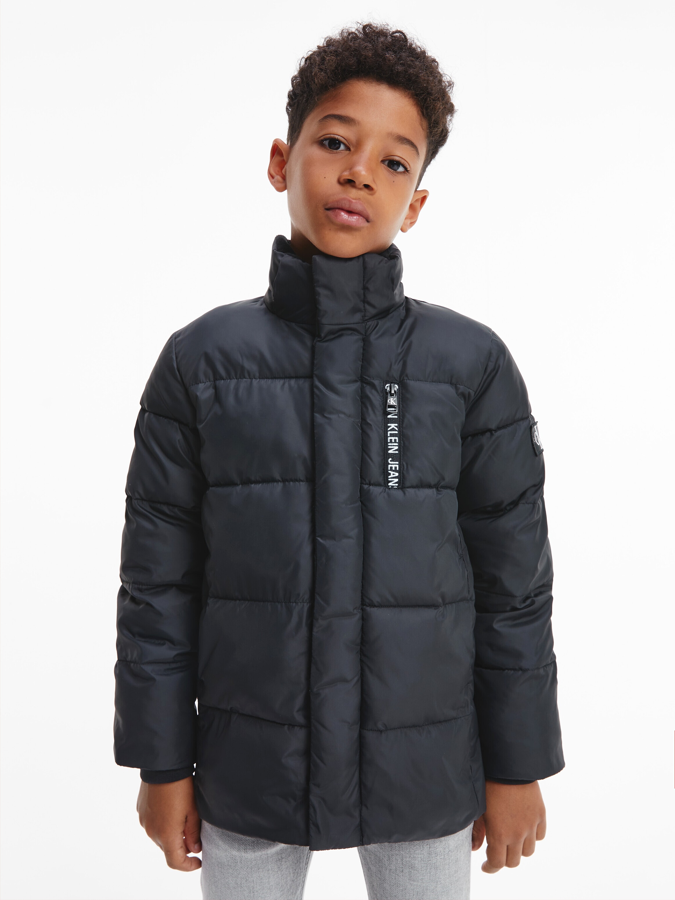 Calvin Klein Jeans Winterjacke »ESSENTIAL PUFFER JACKET« mit Kapuze für Kinder bis 16 Jahre und Calvin Klein Markenlabel in schwarz, Größe 10/140