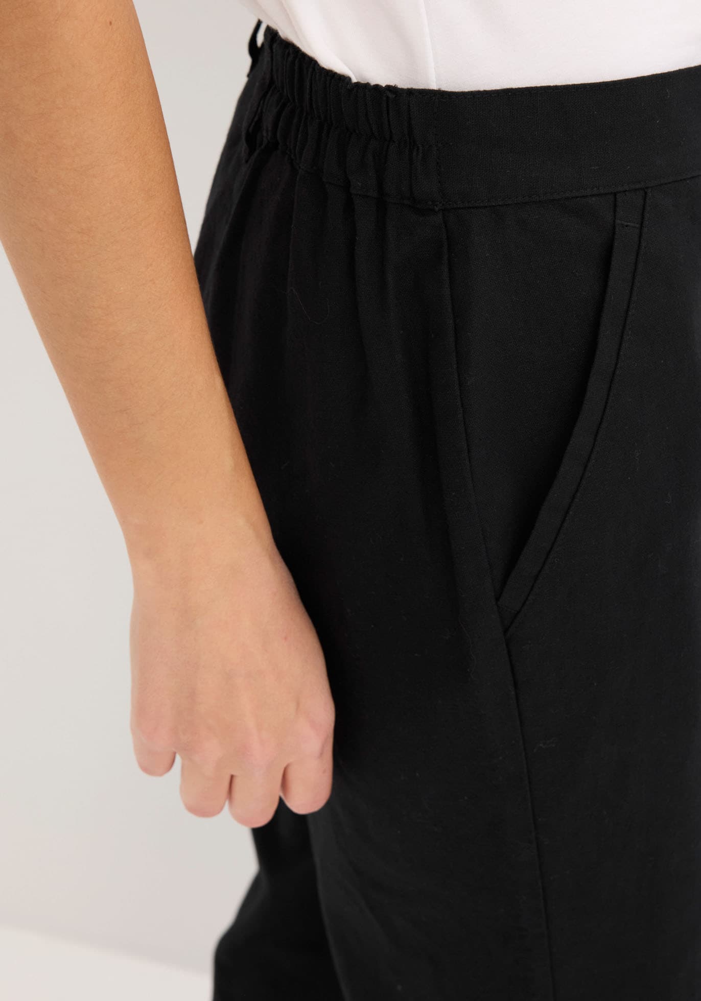 bonprix Leinenhose  aus Leinen-Baumwoll-Mix, Loose Fit, komfortable Leibhöhe
