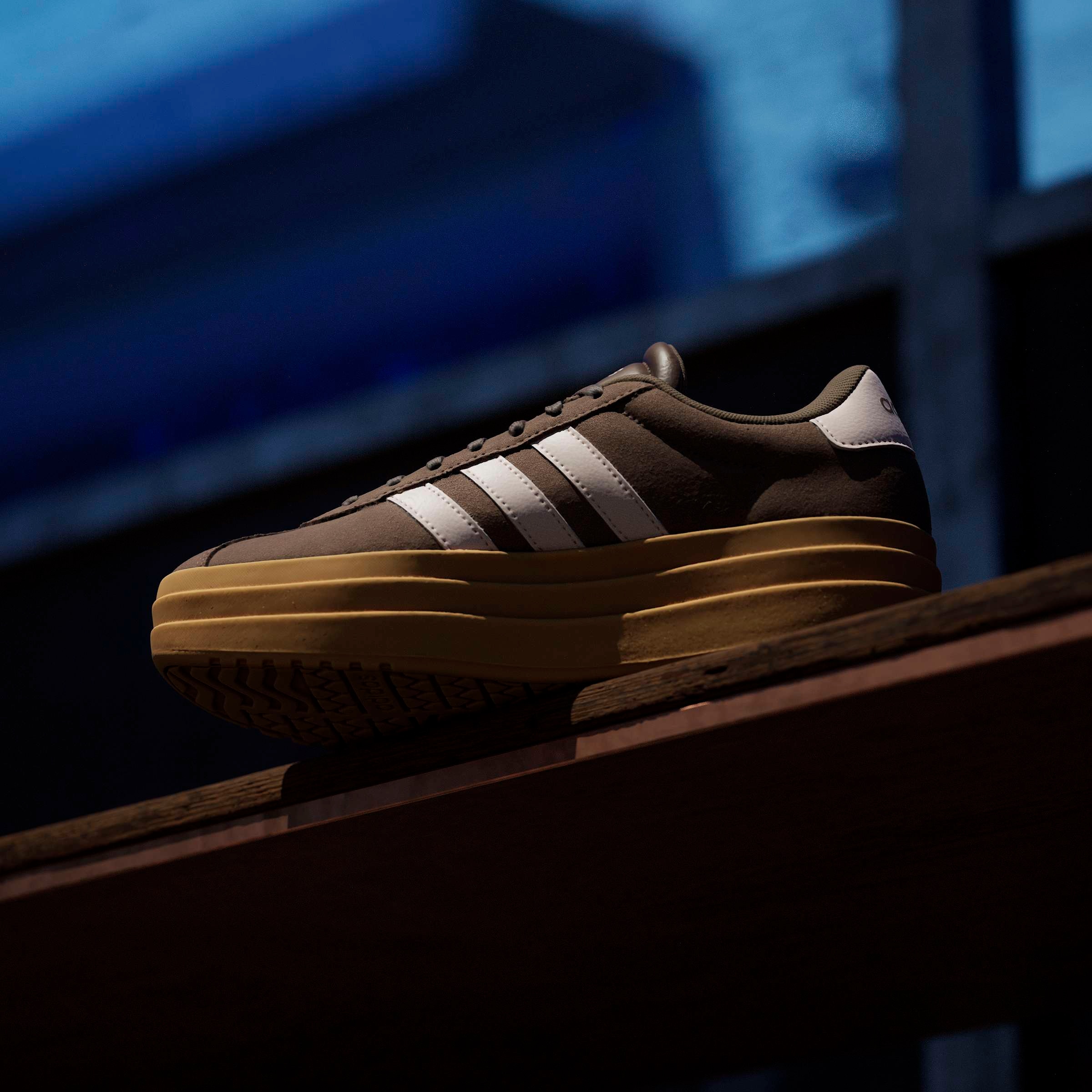 adidas Sportswear Plateausneaker »VL COURT BOLD«  inspiriert vom Design des adidas gazelle bold