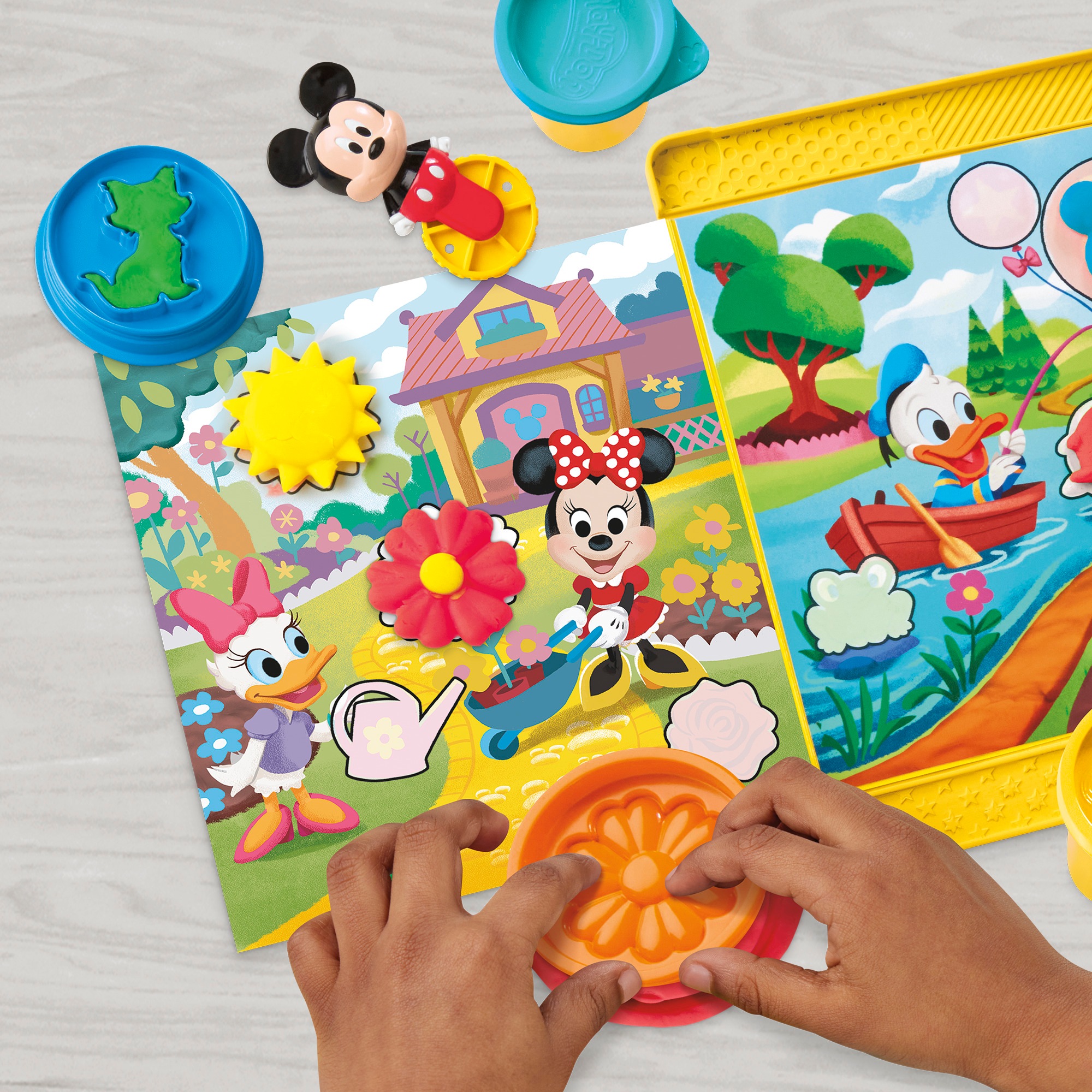 Hasbro Knetform-Set »Play-Doh Disney Junior Knet-Bilderbuch«