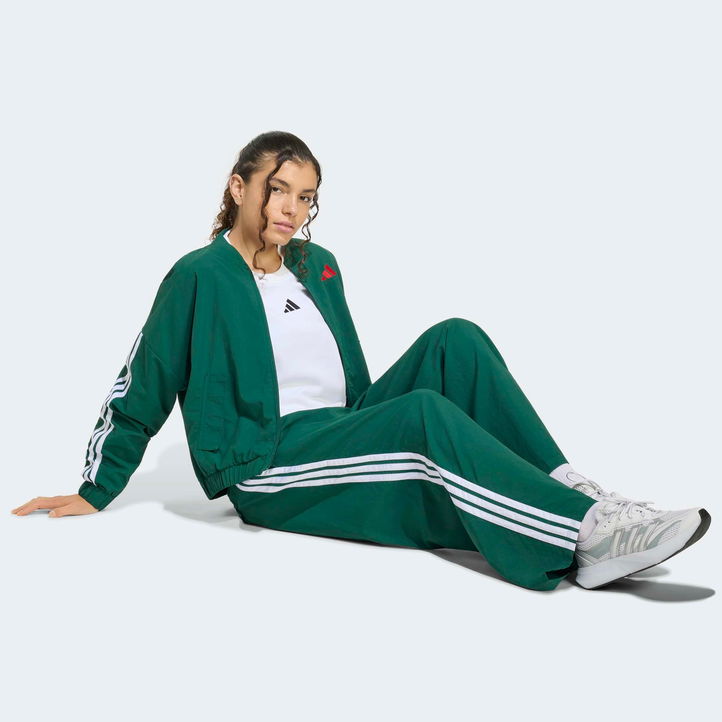 adidas Sportswear Sporthose »ESSENTIALS 3-STREIFEN WOVEN PARACHUTE«