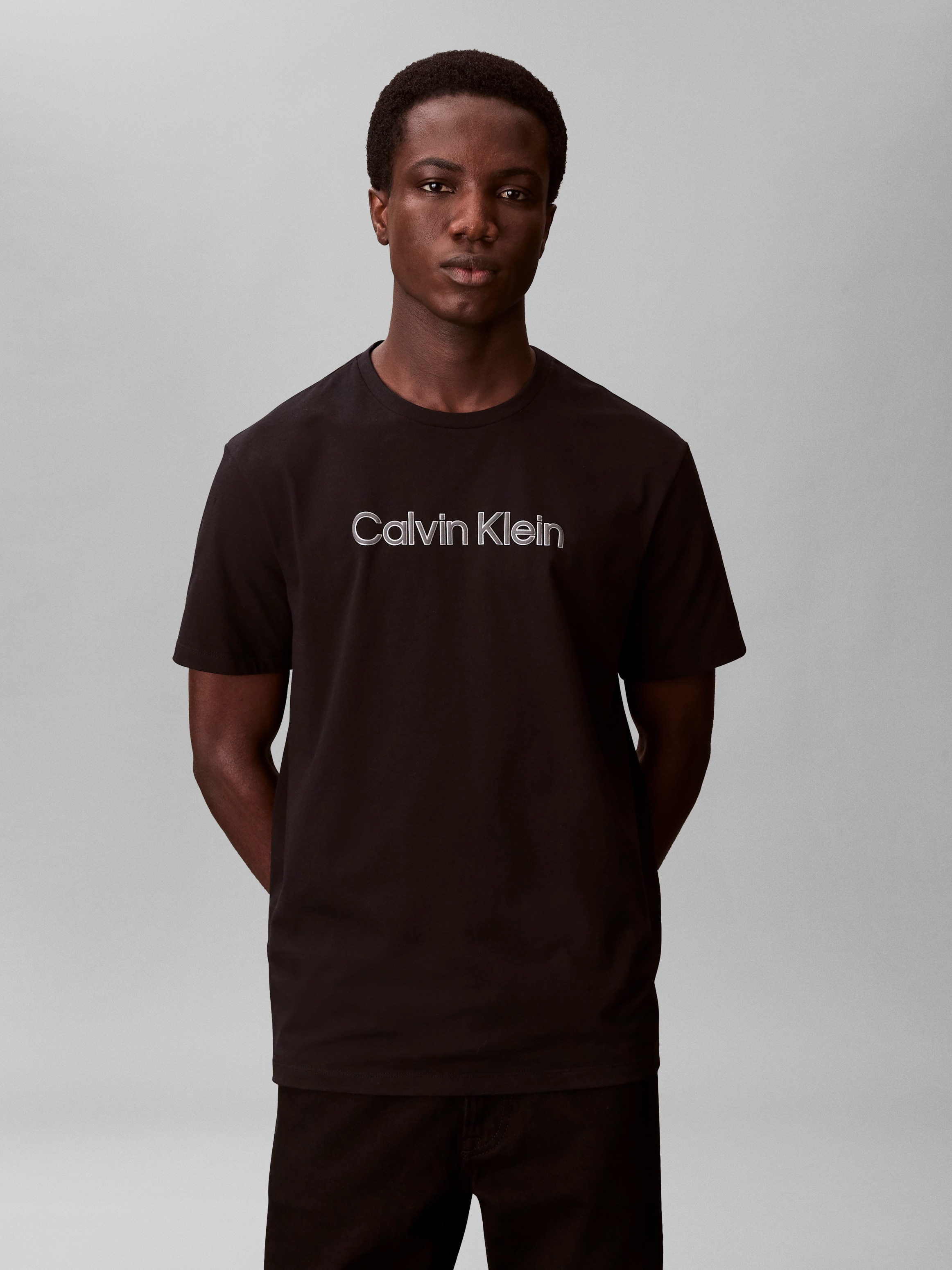 Calvin Klein Jeans T-Shirt »30S EU WHOLESALE SPORTSWEAR GRAP« Regular fit mit Rundhalsausschnitt