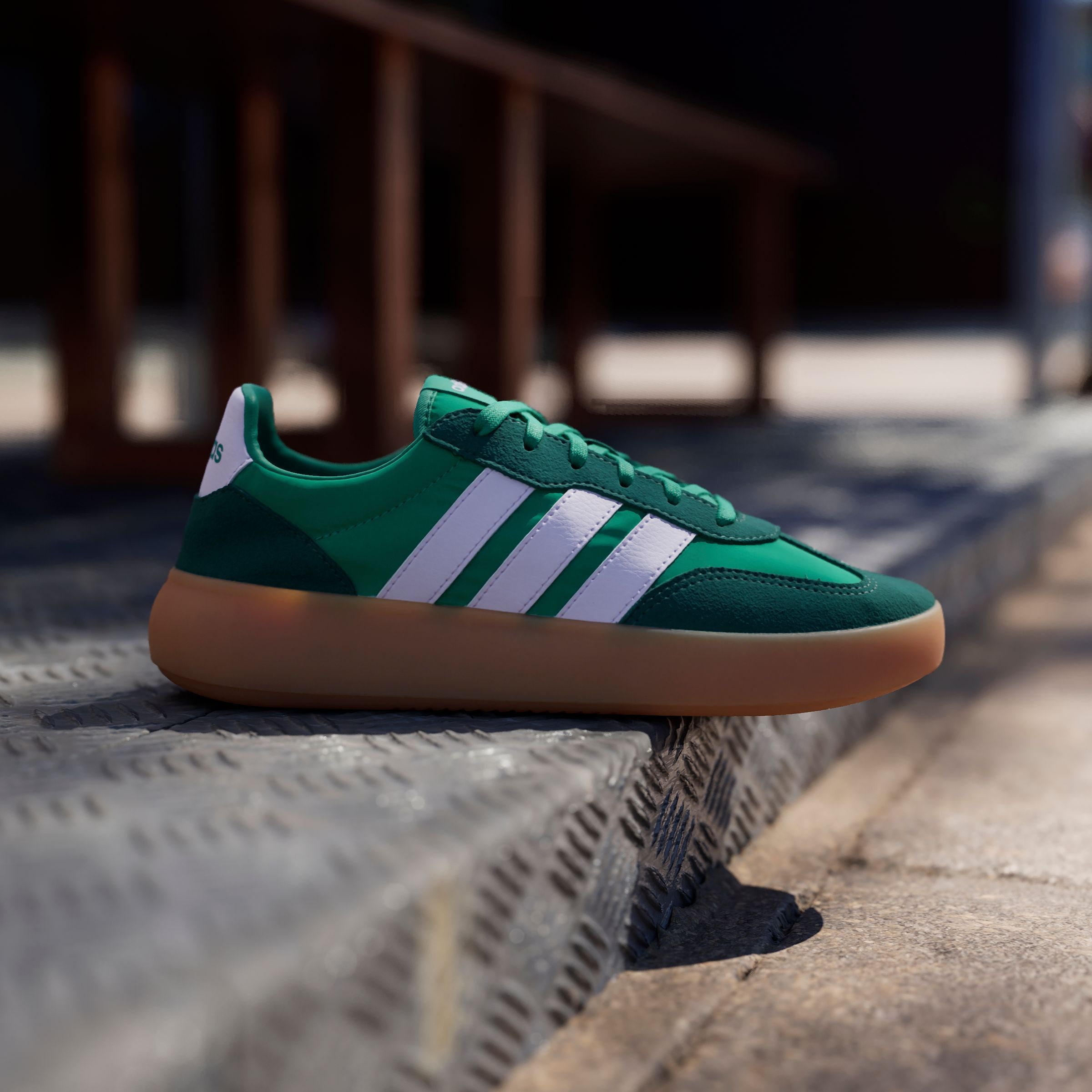 adidas Sportswear Sneaker »BARREDA DECODE«, Design auf den Spuren des adidas Handball Spezial