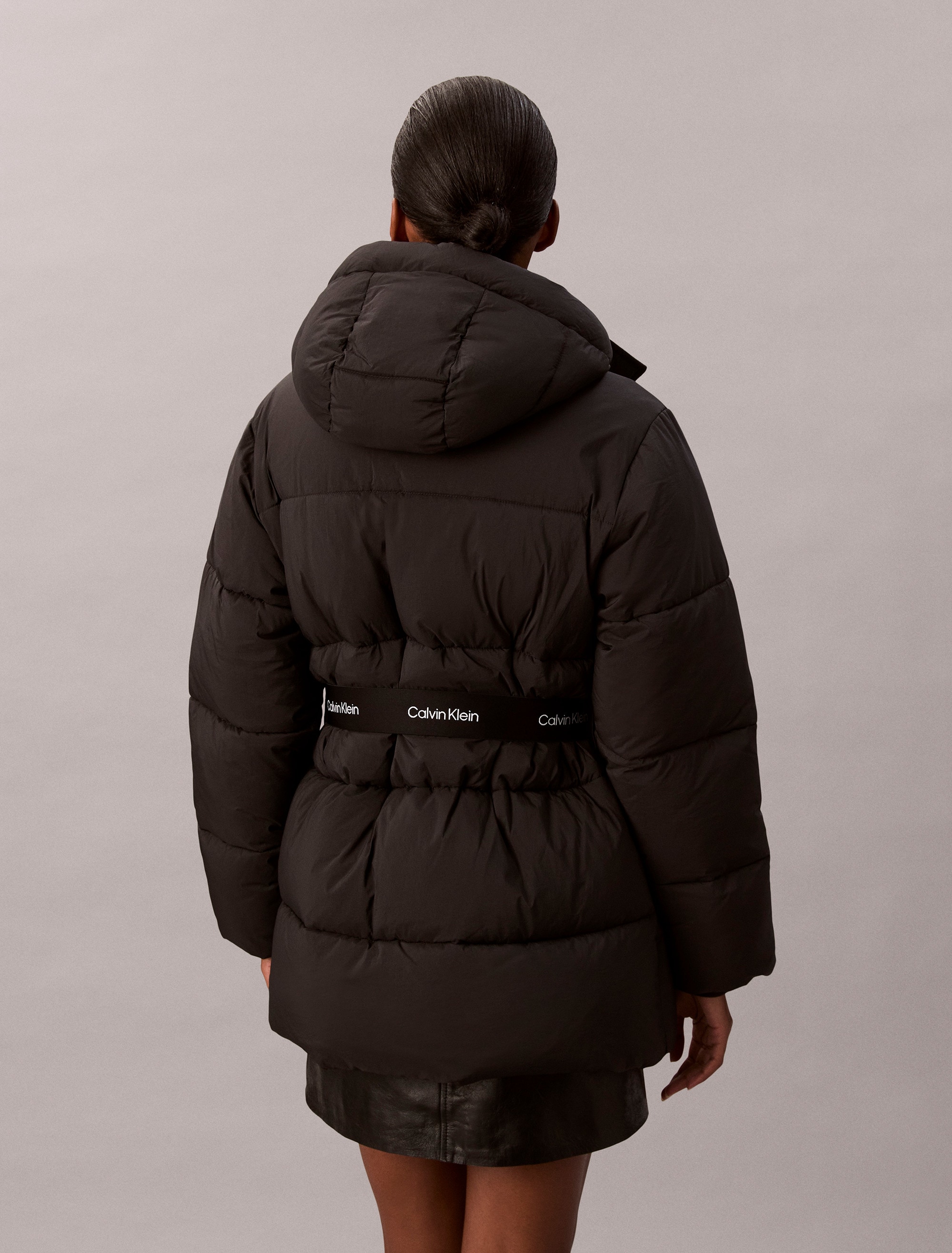 Calvin Klein Jeans Steppjacke »BELTED MIDWEIGHT PUFFER«, mit Kapuze, Mit Rundhalsausschnitt, regular fit