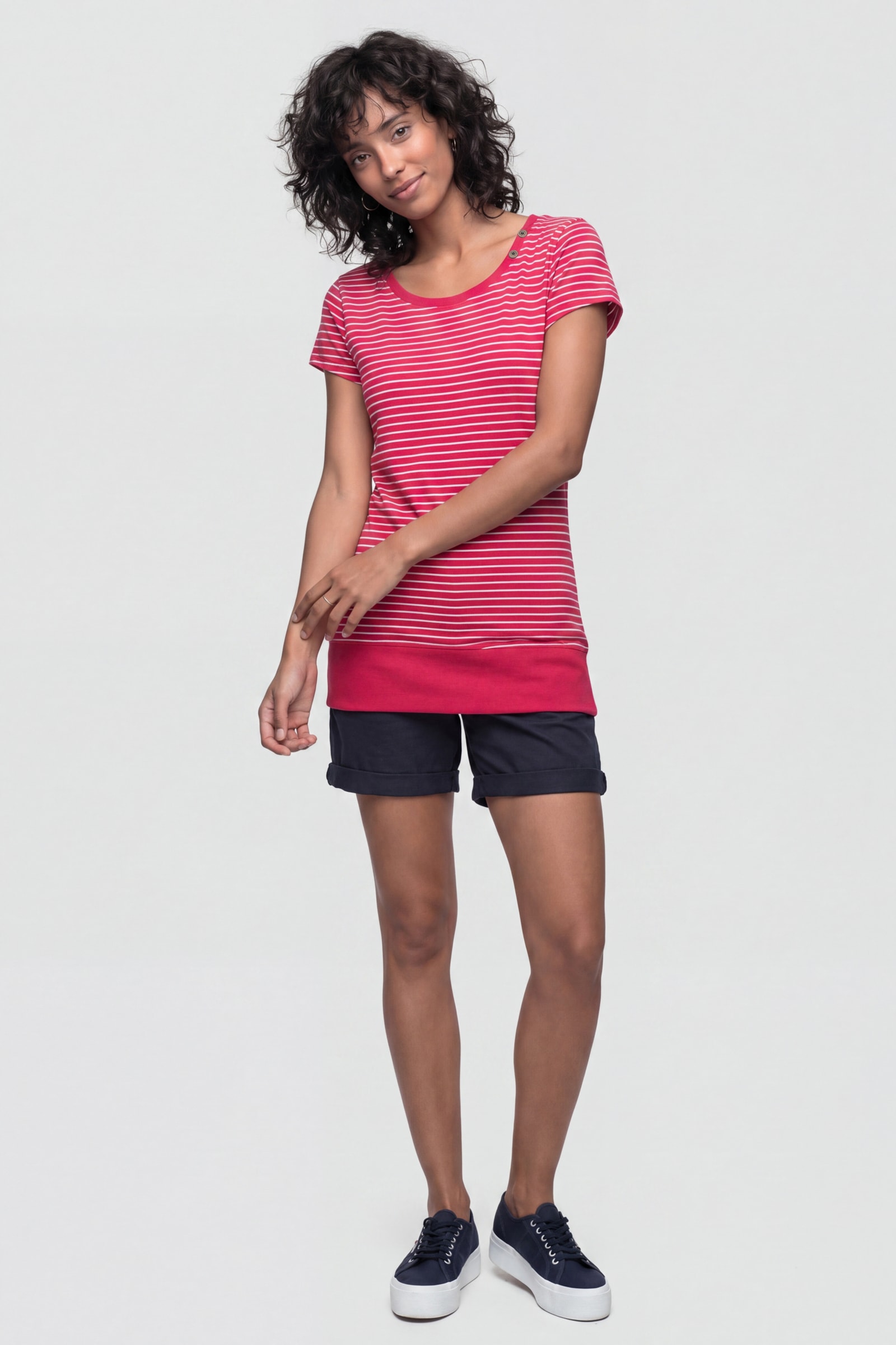 Alife & Kickin Rundhalsshirt Kurzarm mit feinem Streifenmuster, Scoop-Neck und Rippbund