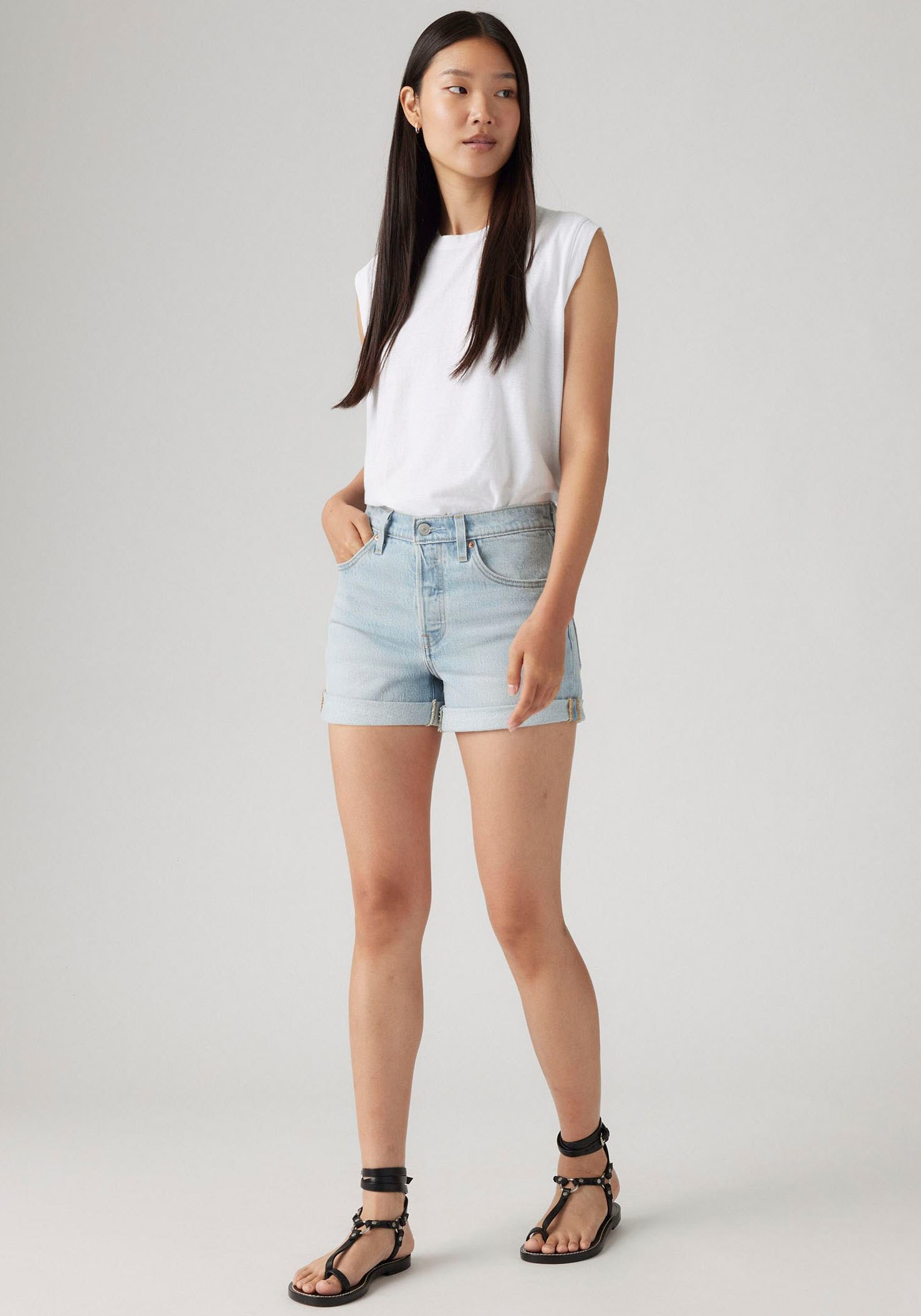 Levi's® Jeansshorts »501 Short Long«, Mit Knopfverschluss und krempelbarem Saum