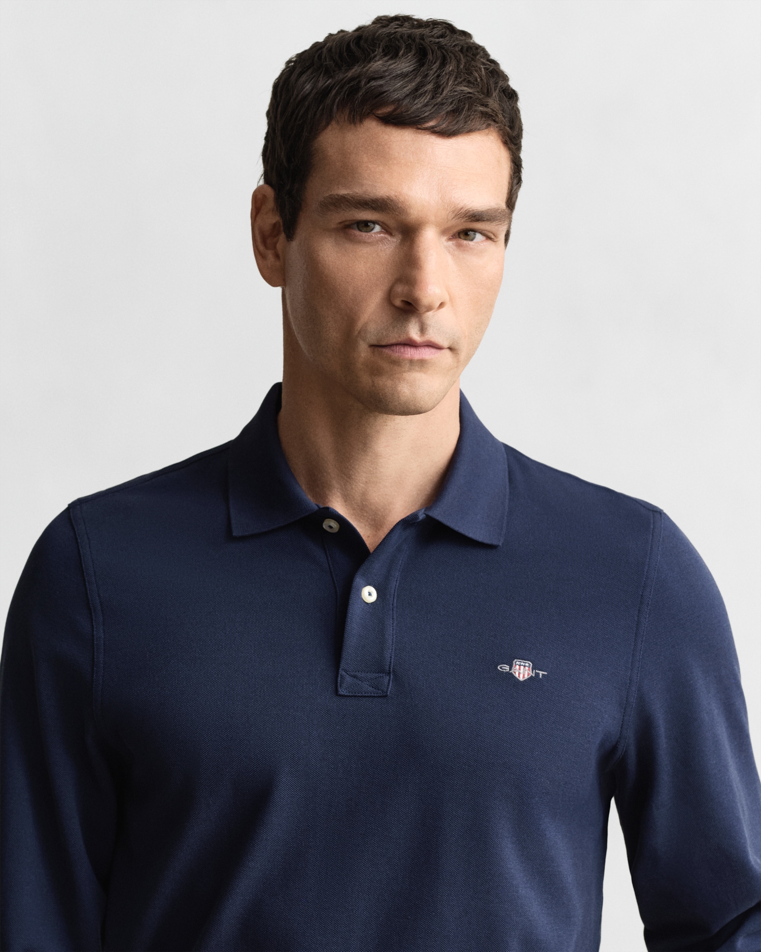 Gant Poloshirt »REG SHIELD LS PIQUE RUGGER« mit Logotickerei auf der Brust