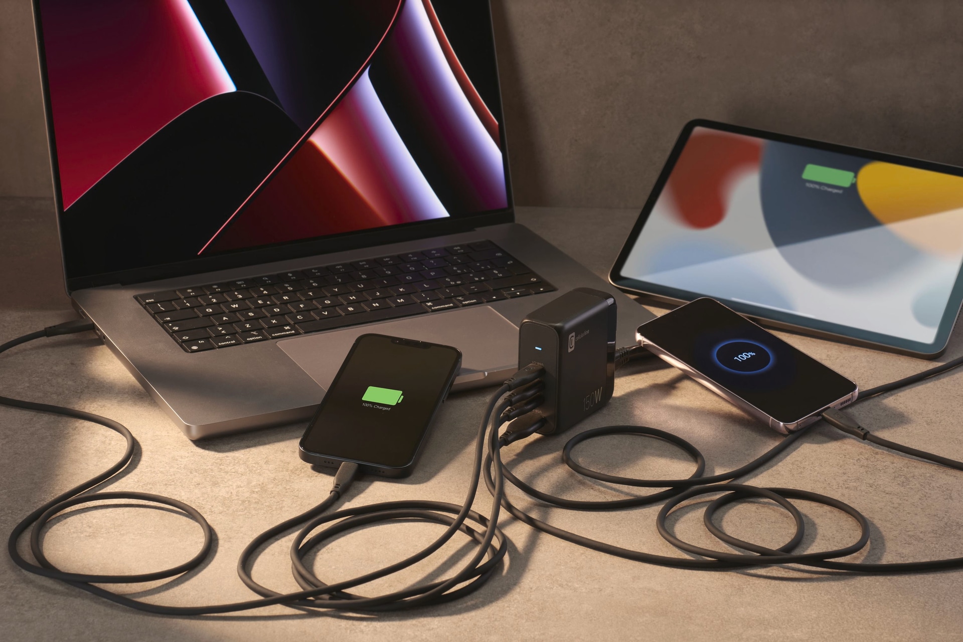 Cellularline USB-Ladegerät »Multipower Desk 150W Reiselader 4 Port GaN«, Apple iPhone, iPad, MacBook, Samsung Galaxy Tab, S23 S24, Google Pixel