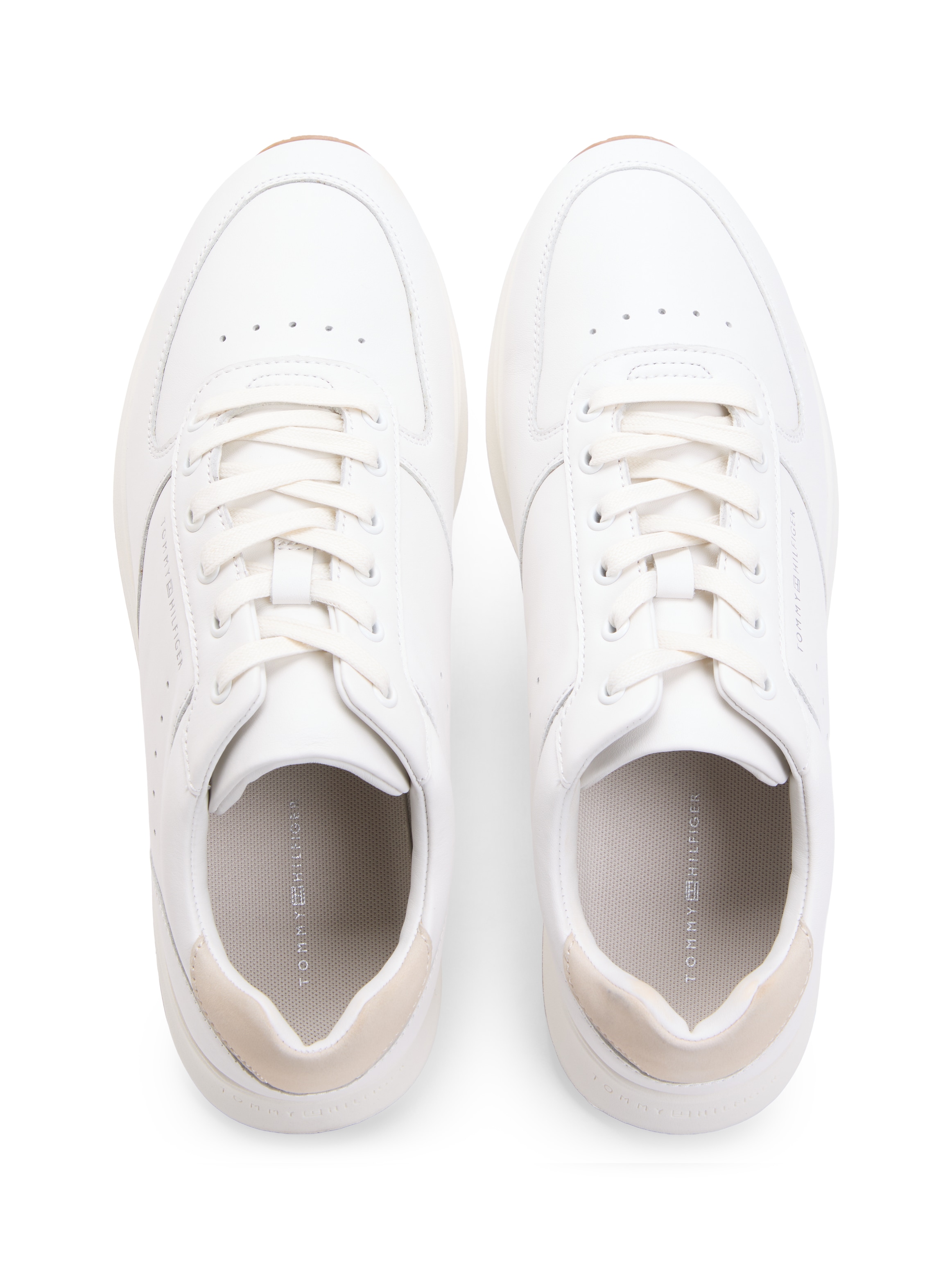 Tommy Hilfiger Sneaker »NEWPORT LTH«  Sneaker, Freizeitschuh, Halbschuh mit seitlicher Logoprägung
