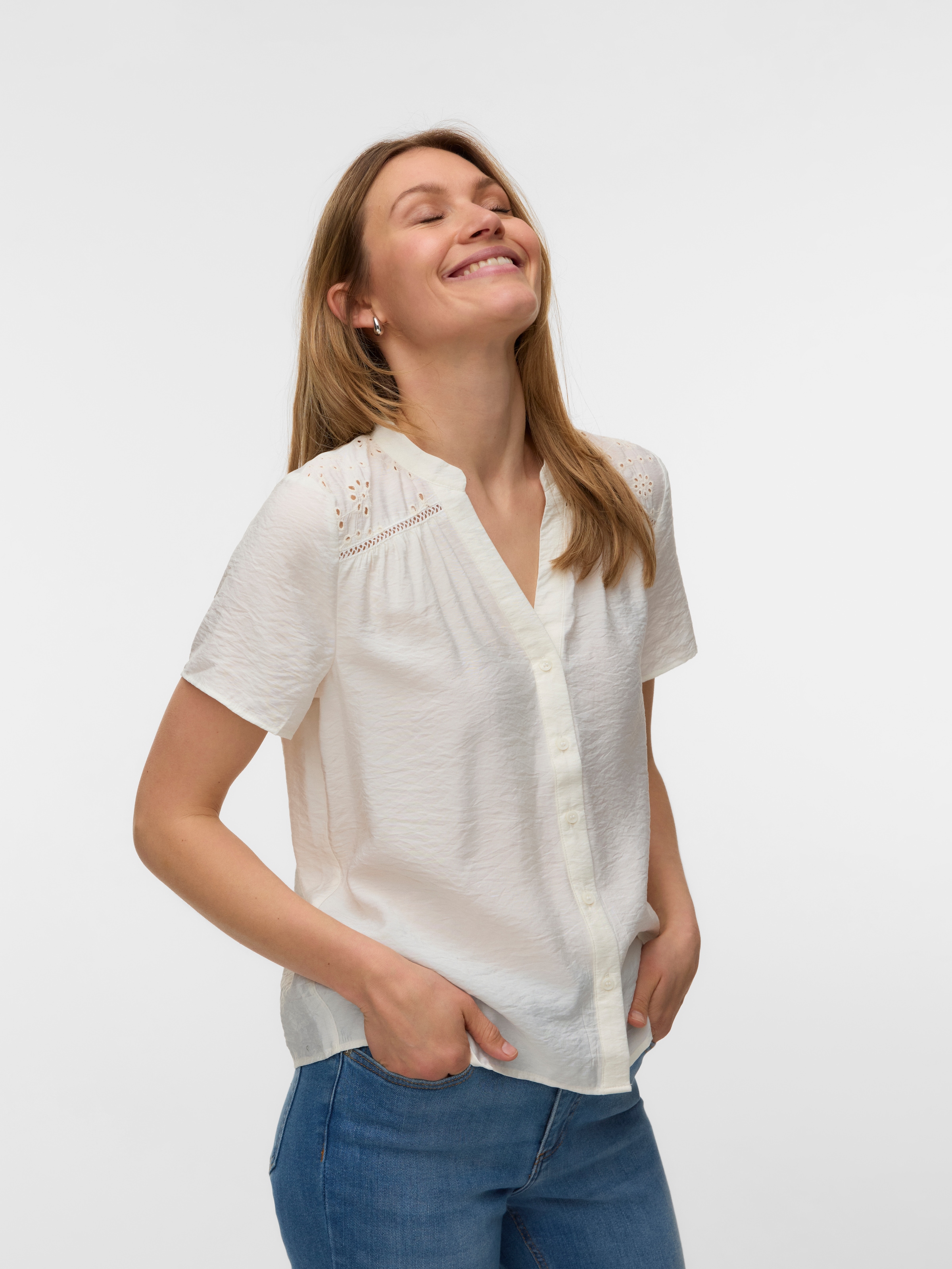 Vero Moda Kurzarmbluse »VMJOSIE SS EMB TOP WVN« Viskosemischung