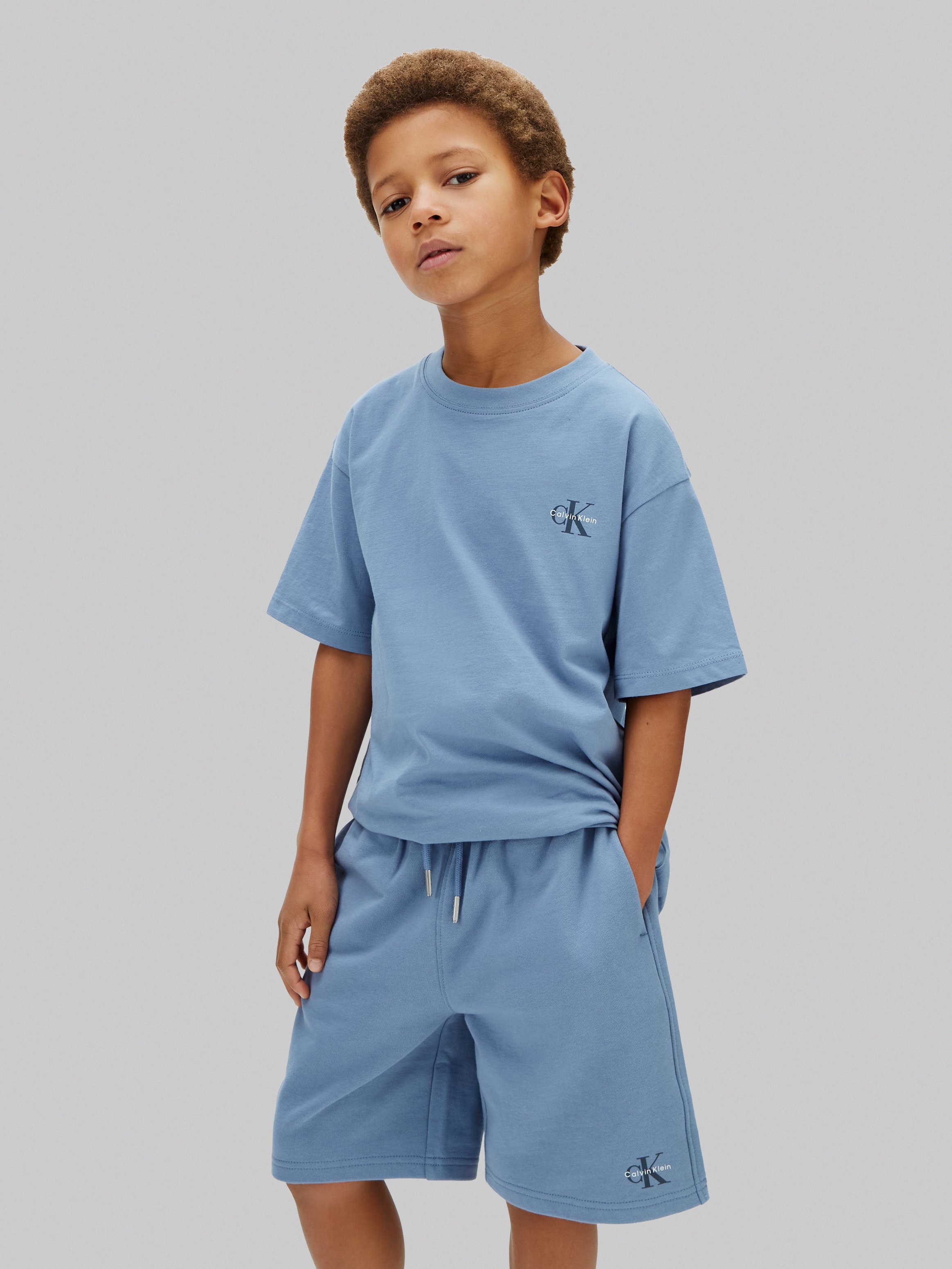 Calvin Klein Jeans Shirt & Shorts »Knit Short Set« Set, 2 Regular fit für Kinder mit Markenlogo