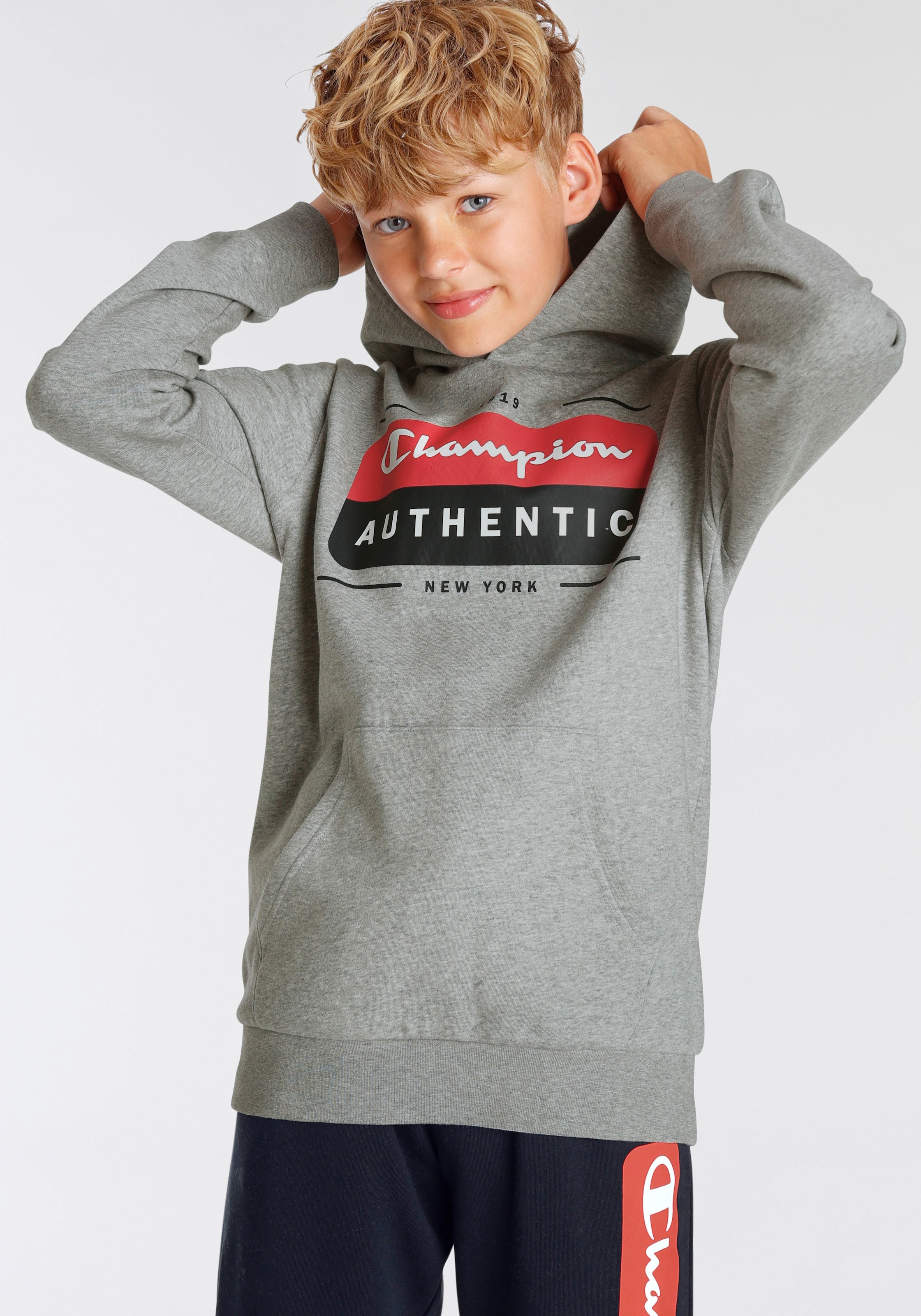 Champion Sweatshirt »Graphic - Sweatshirt kaufen Shop Hooded für Kinder« bei OTTO