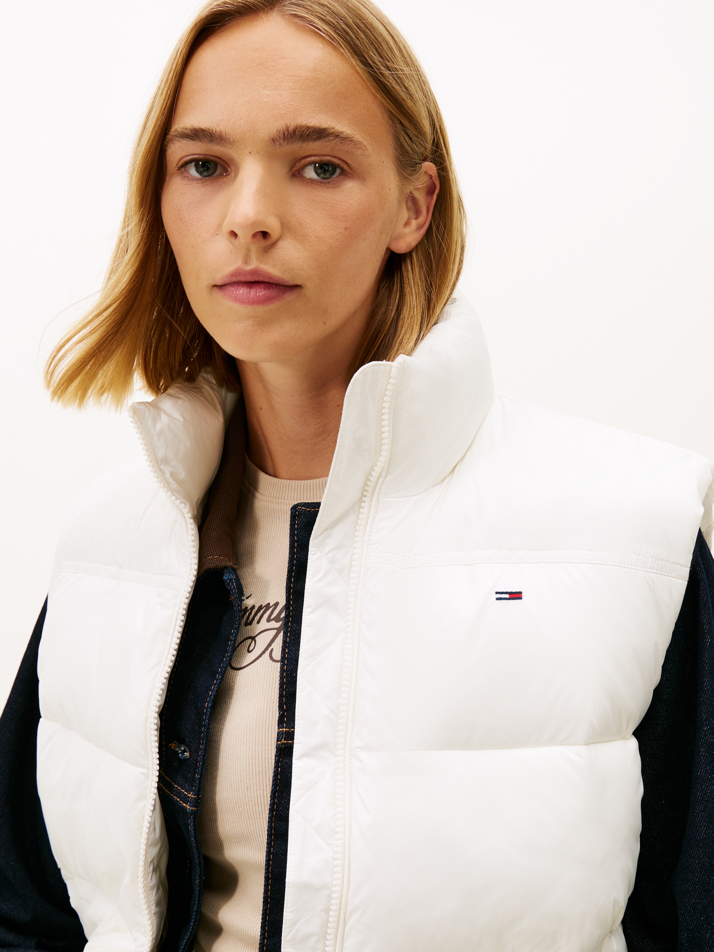 Tommy Jeans Steppweste »TJW ESSENTIAL PUFFER VEST SHINY«