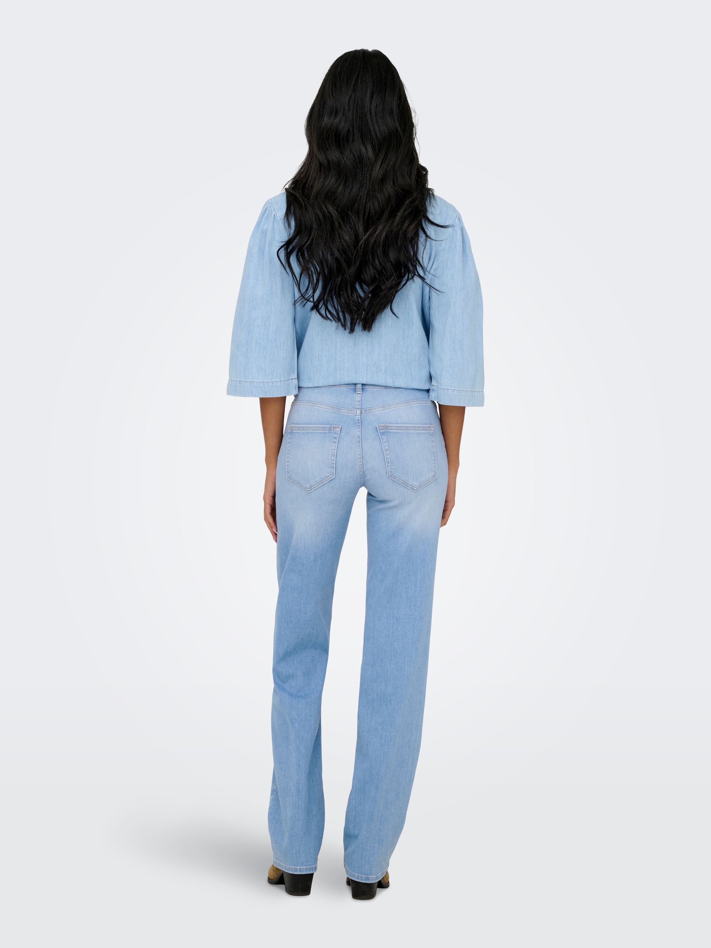 ONLY Straight-Jeans »ONLBLUSH MID STRAIGHT DNM REA828 NOOS« mittlere Leibhöhe, gerade Beinform, helle Waschung