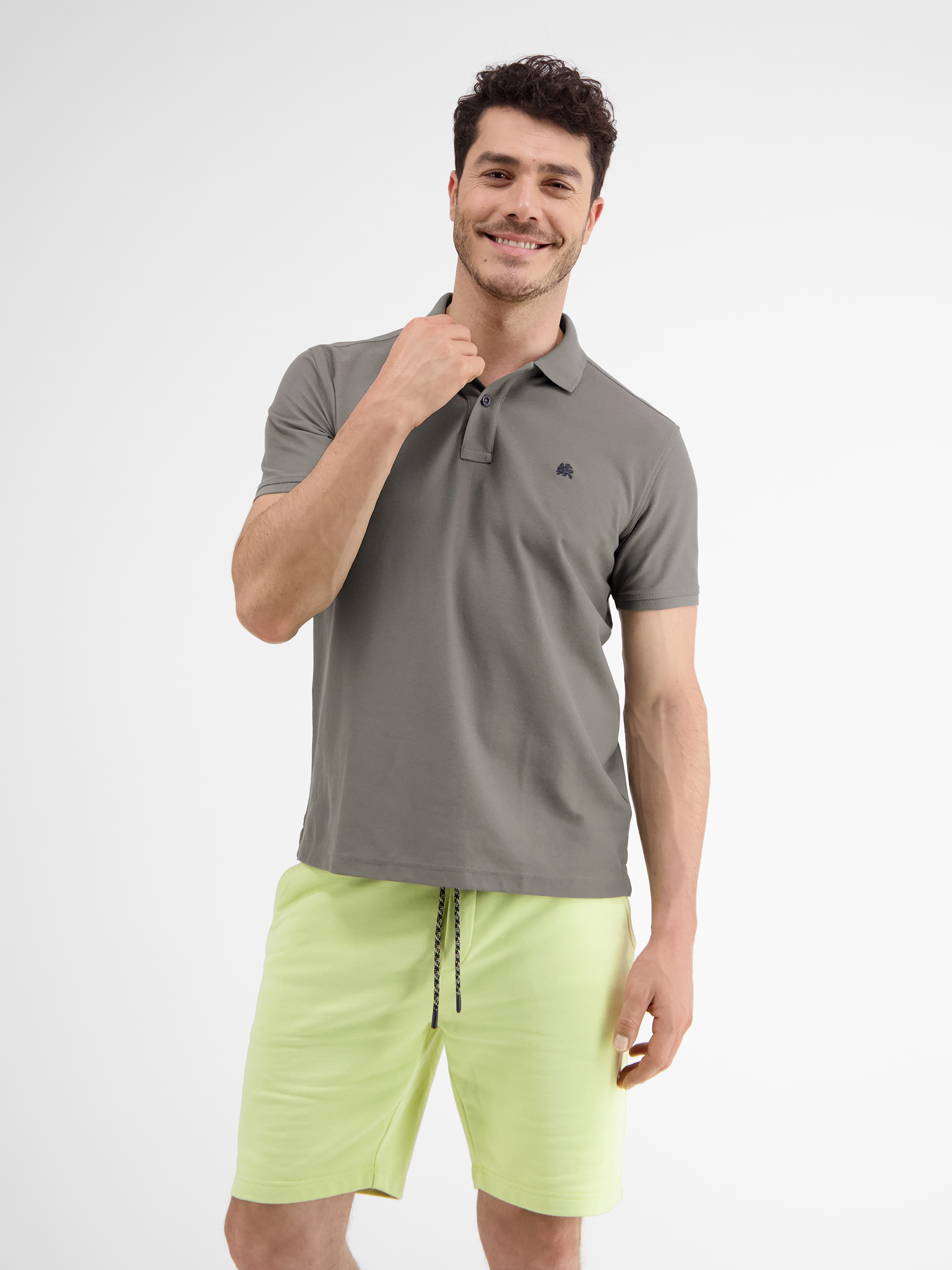 LERROS Poloshirt »Poloshirt mit COOL & DRY Funktion in Piqué-Qualität« Atmungsaktiver Baumwollmix, Feine Piqué-Qualität, Zeitloser Polo-Style