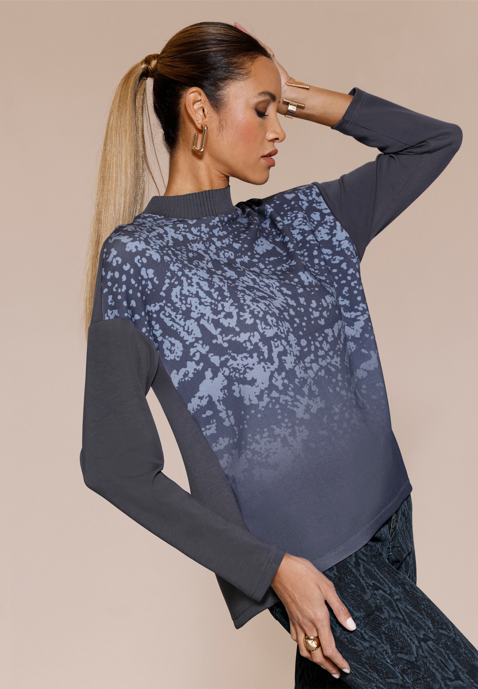 creation L Trainingsshirt »Modal-Mix-Sweatshirt Stehkragenshirt mit platziertem Druck«