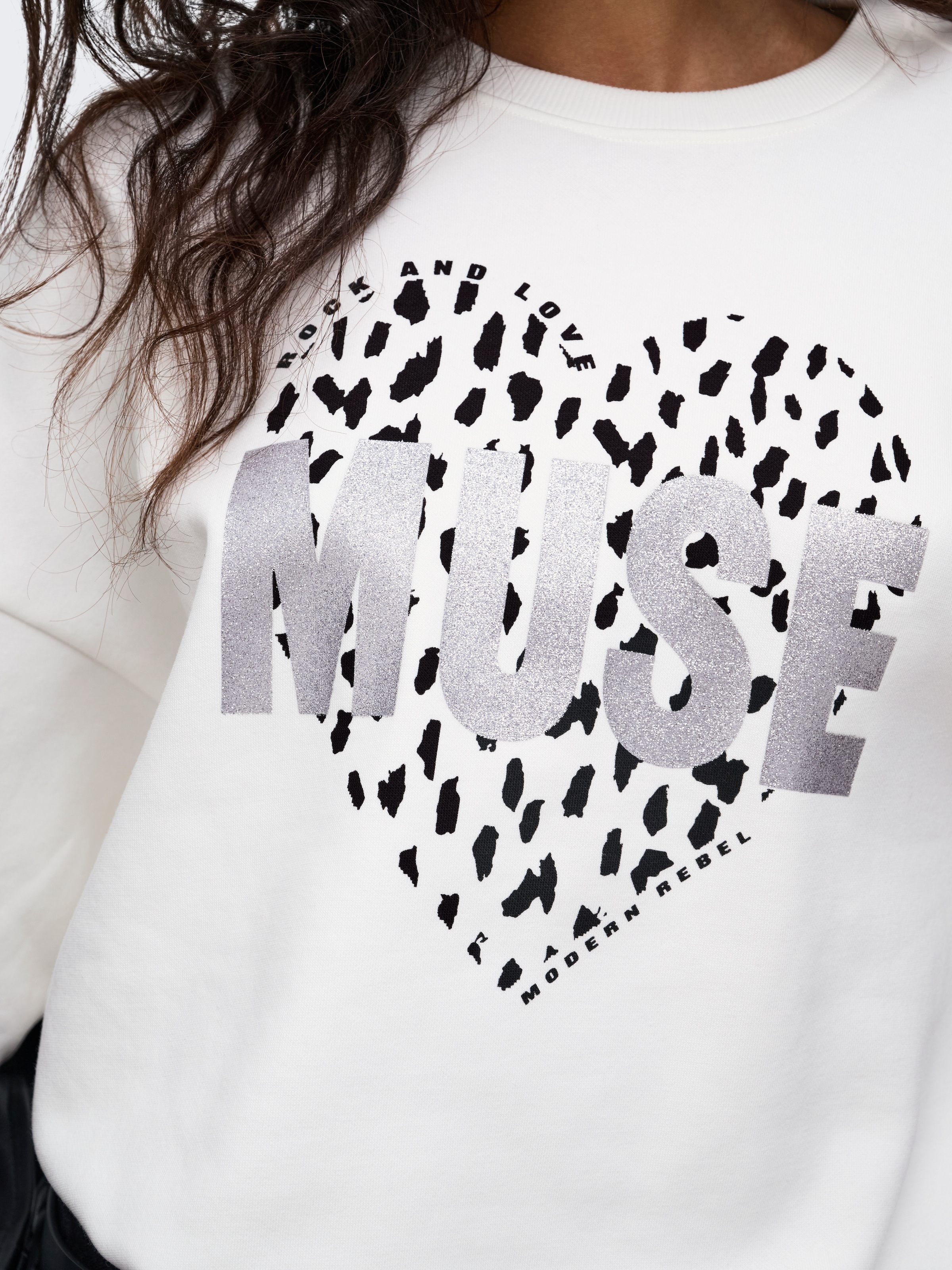 ONLY Sweatshirt »ONLTAMMIE L/S LEO PRINT O-NECK SWT«, Baumwollmischung, regular fit
