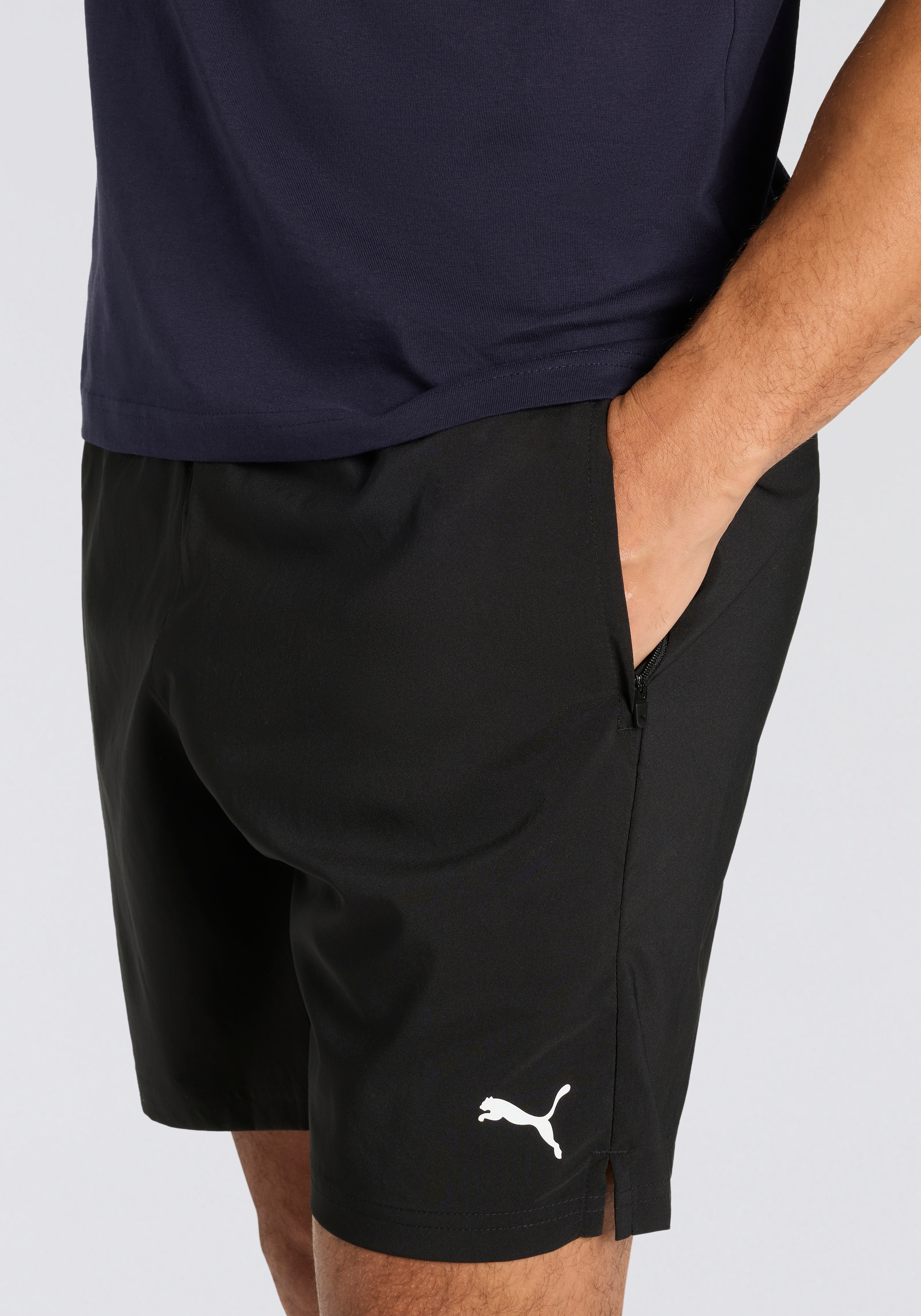 PUMA Trainingsshorts »M TAD FOUNDATIONS 7" WOVEN SHORT W/ ZIP POCKETS«