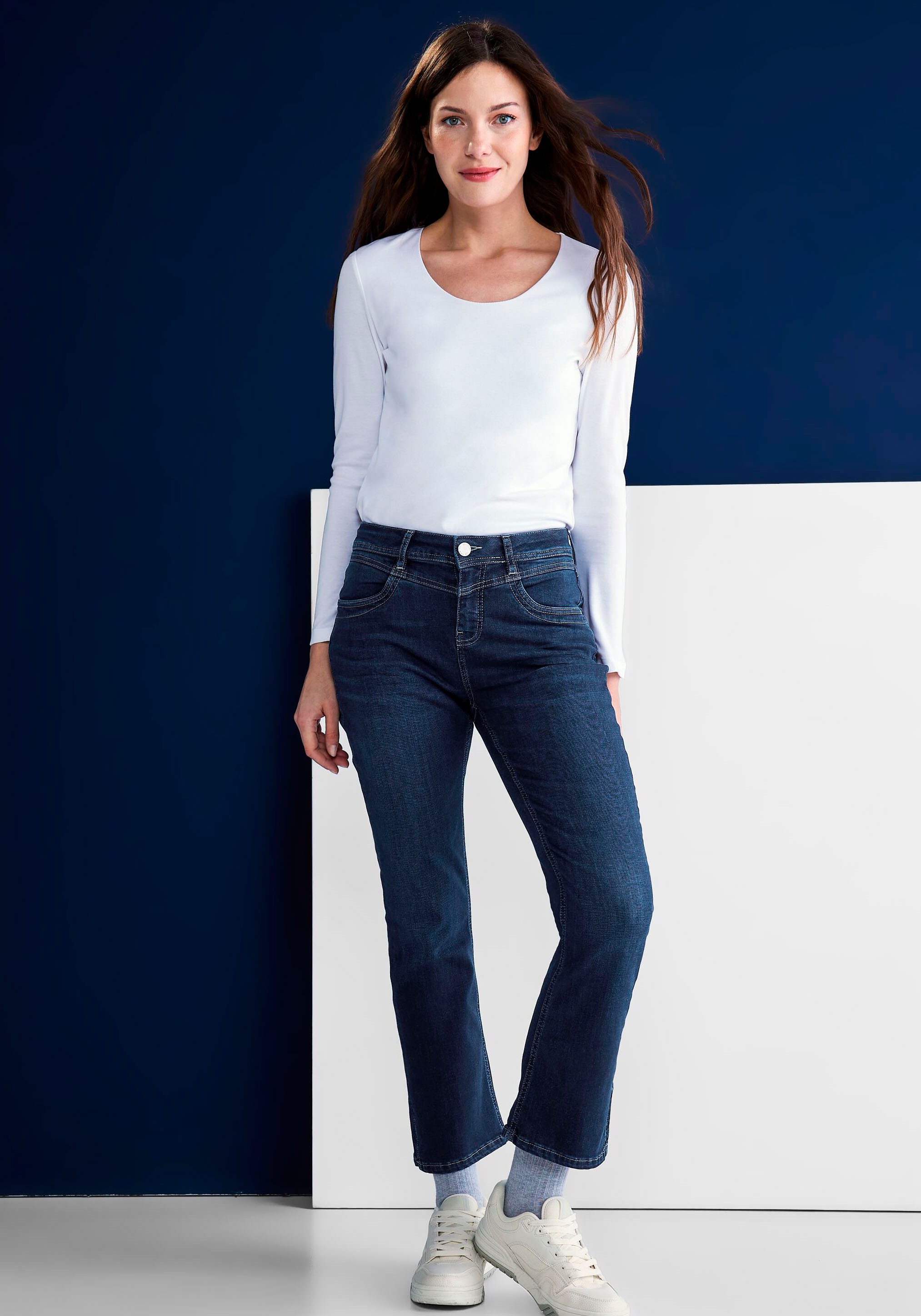 STREET ONE High-waist-Jeans, mit Bein Online OTTO ausgestelltem im Shop