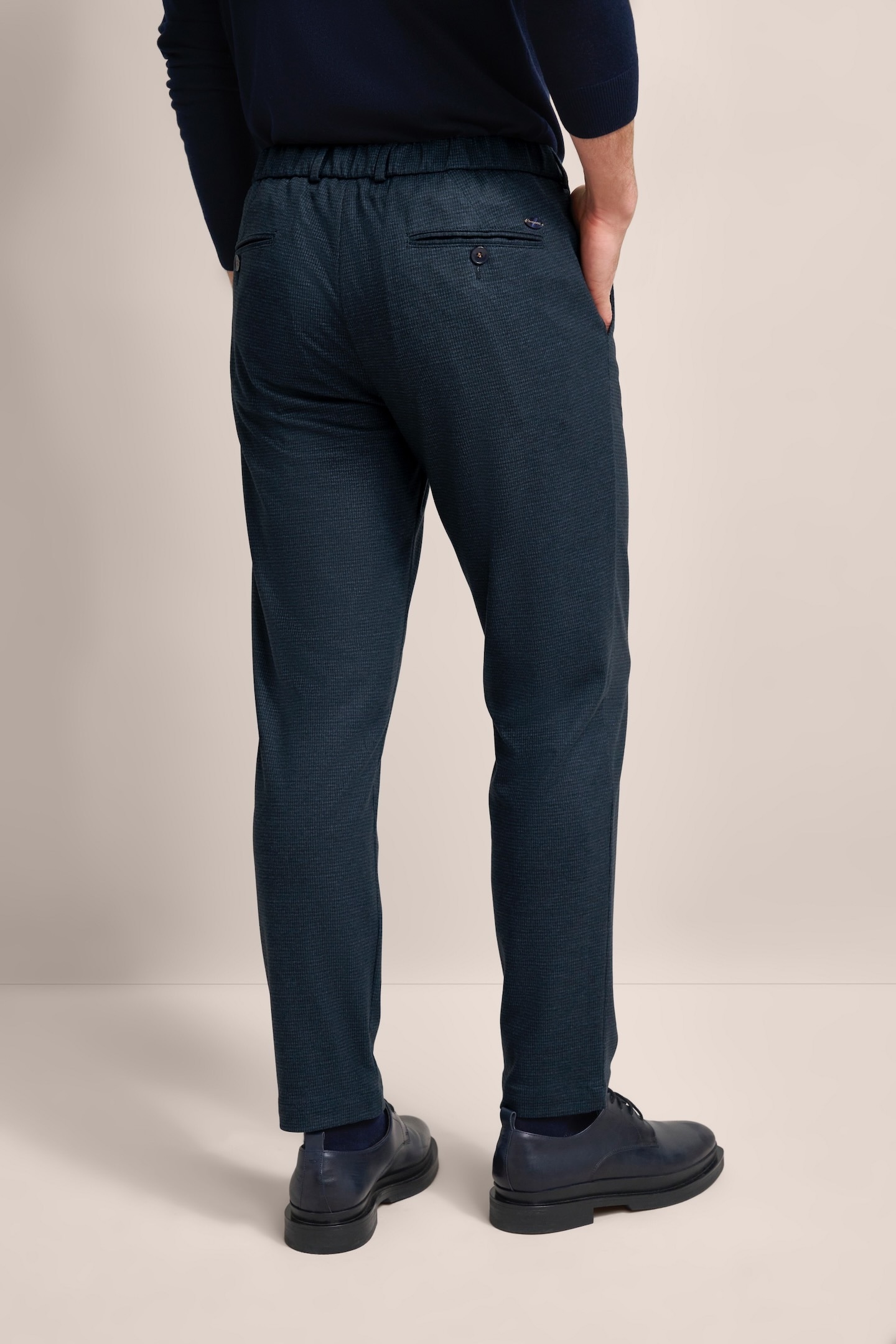 bugatti Bundfaltenhose, mit modernem Schnitt