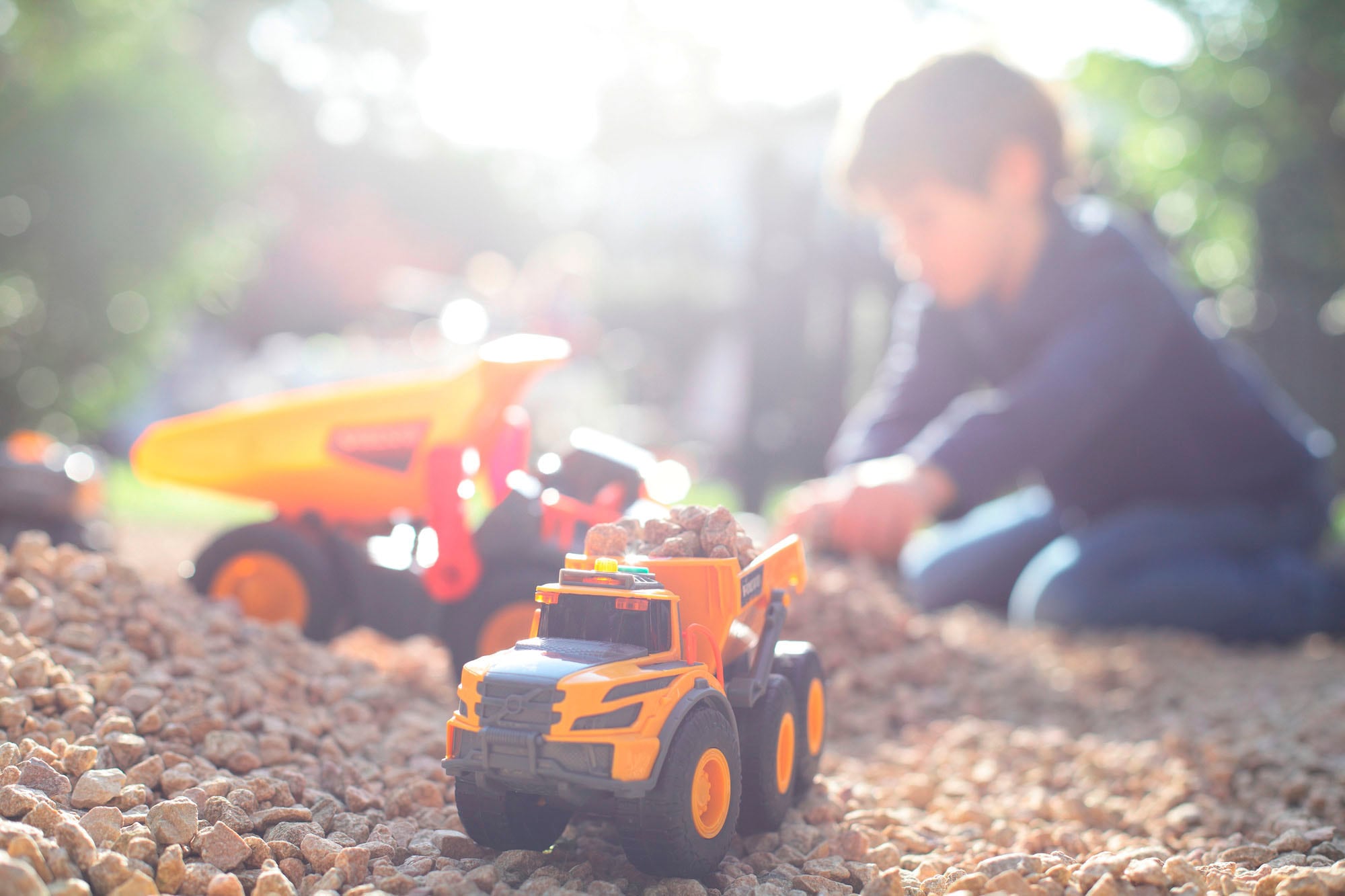 Dickie Toys Spielzeug-Baumaschine »Volvo Articulated Hauler«, mit Licht & Sound