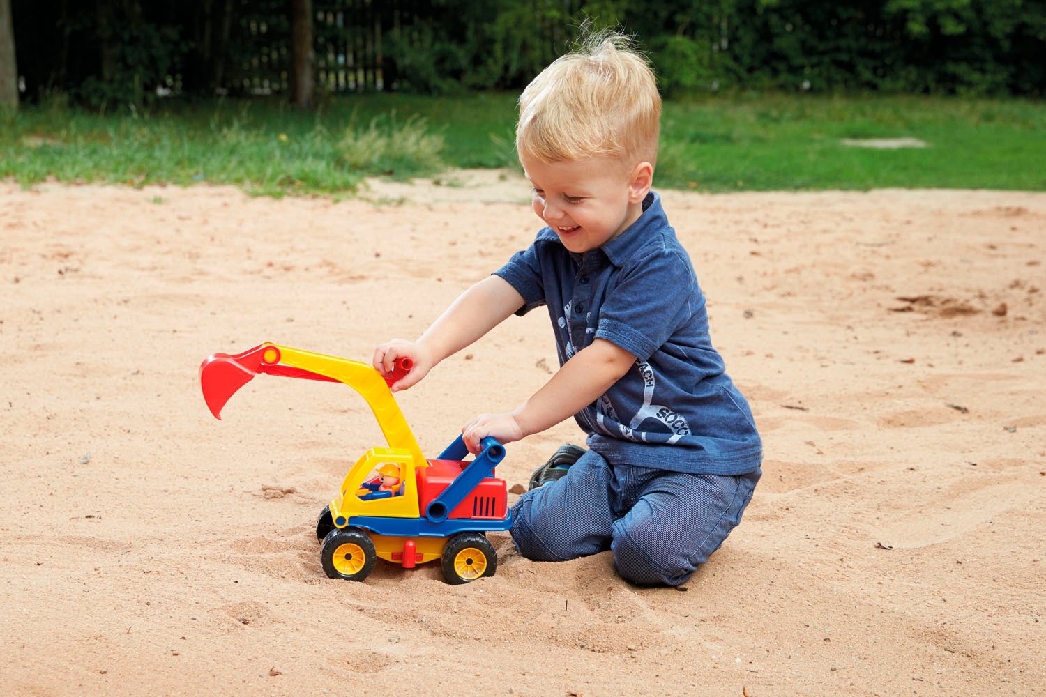 Lena® Spielzeug-Bagger »Aktive« mit beweglichem Baggerarm und verstellbarem Fahrgestell