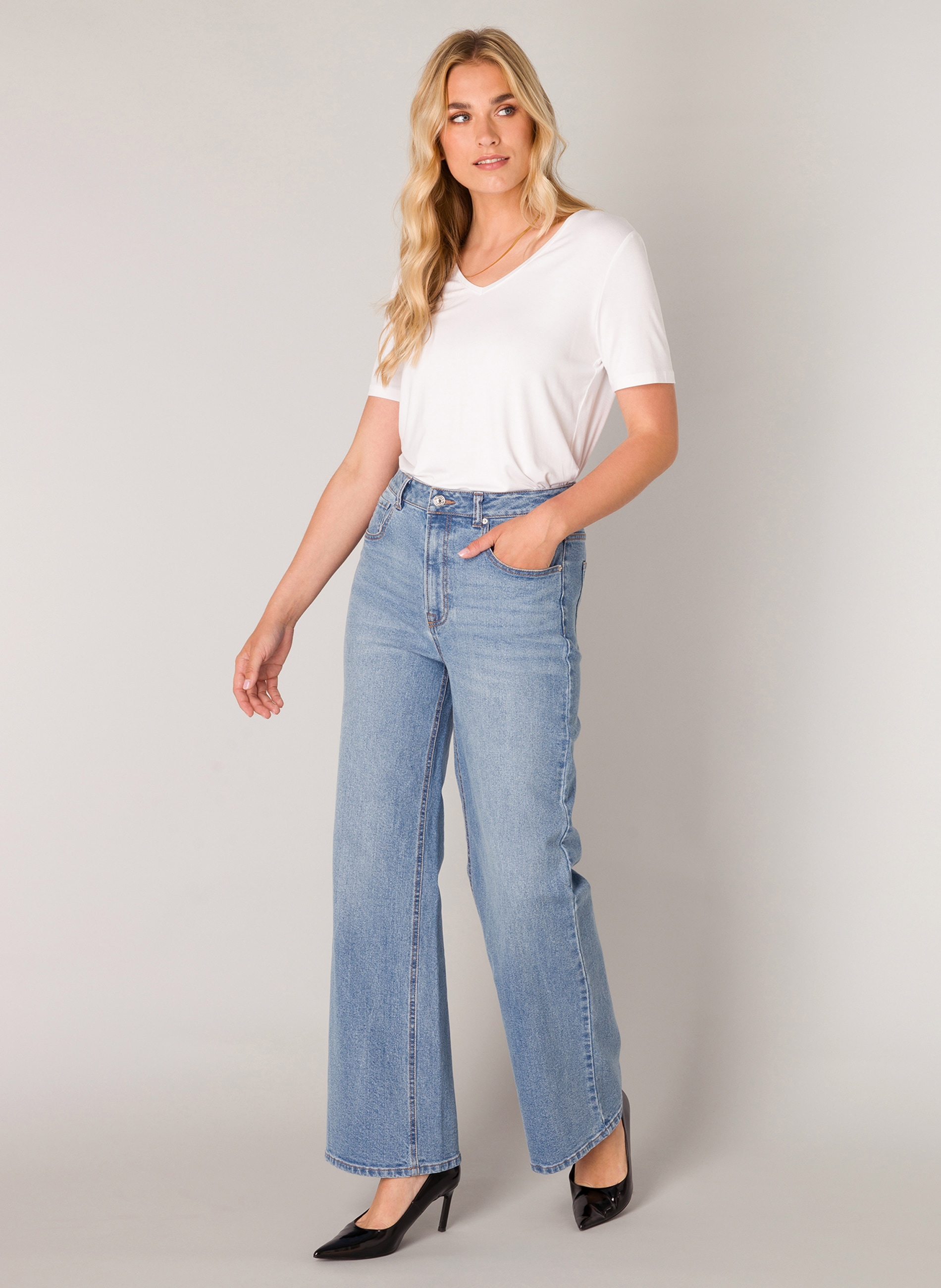 Base Level Weite Jeans »Amy«, mit Waschung