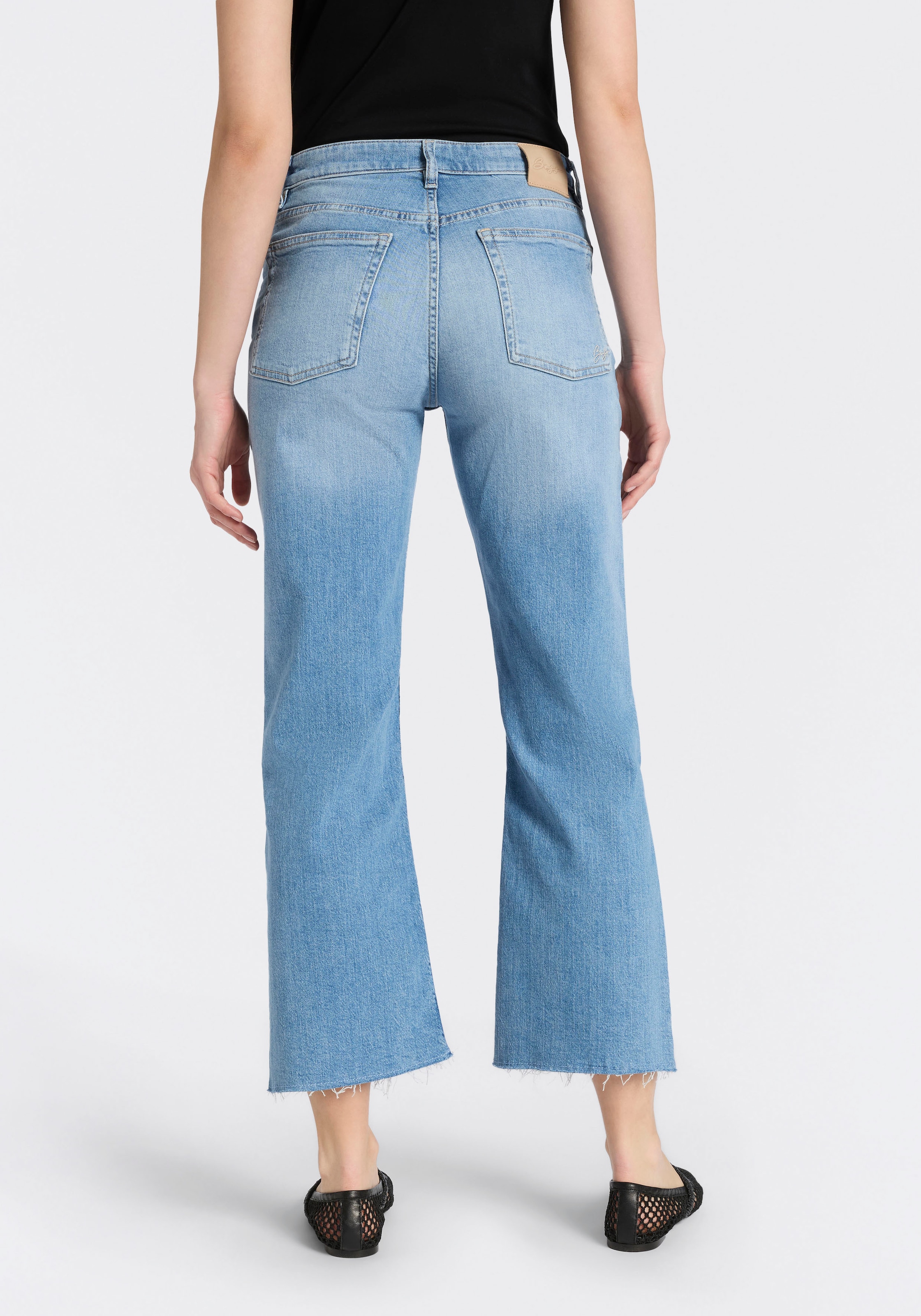 BOSS ORANGE 7/8-Jeans »SOFT KICK FLARE 2.0 Premium Damenmode« Stretch-Denim, offener Saum