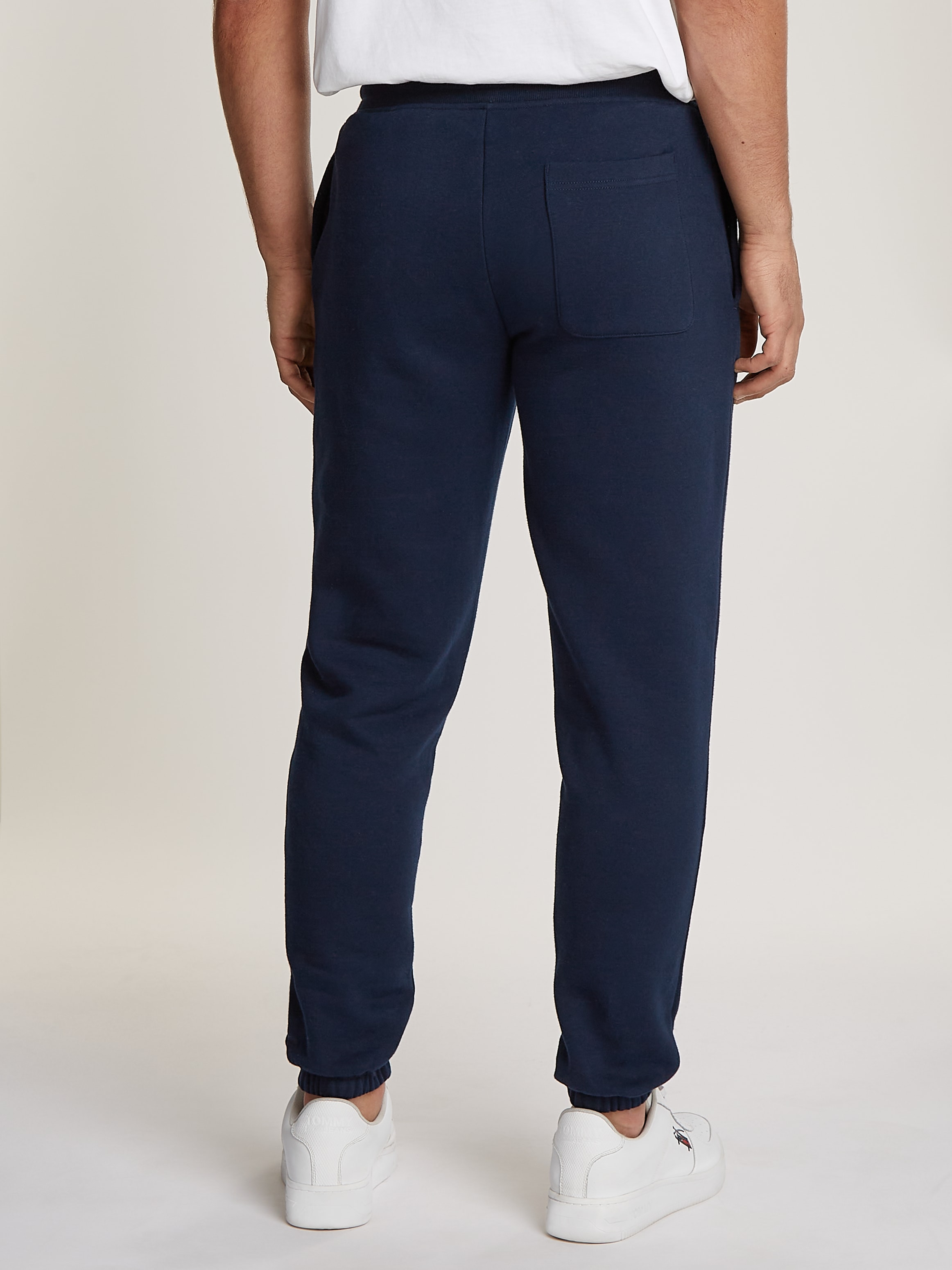Tommy Jeans Sweathose »TJM SLIM S FLAG SWEATPANT«, Mit Kordelzug