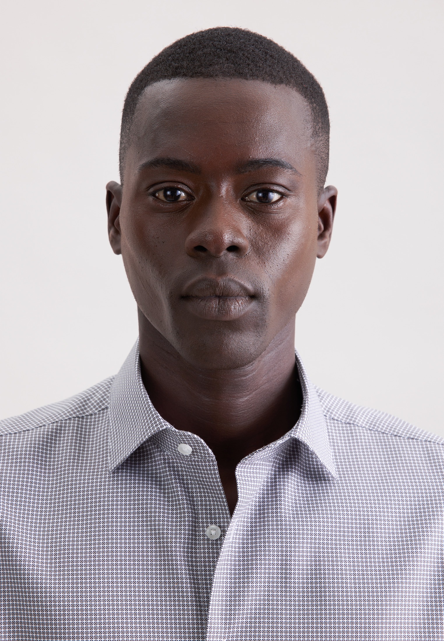 seidensticker Businesshemd »Schwarze Rose« Shaped 1/2 Kentkragen Druck