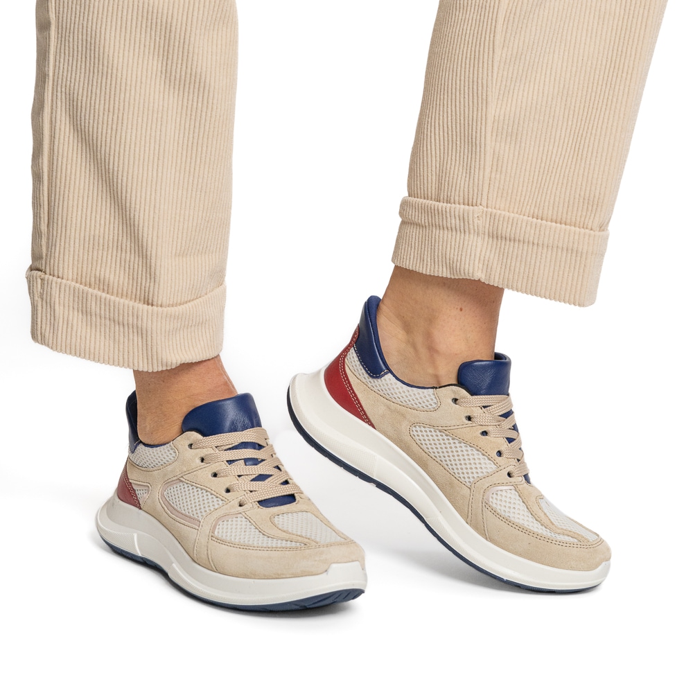 Ara Keilsneaker »MOTION«  , Freizeitschuh, Halbschuh, Schnürschuh in Komfortweite H (=sehr weit)