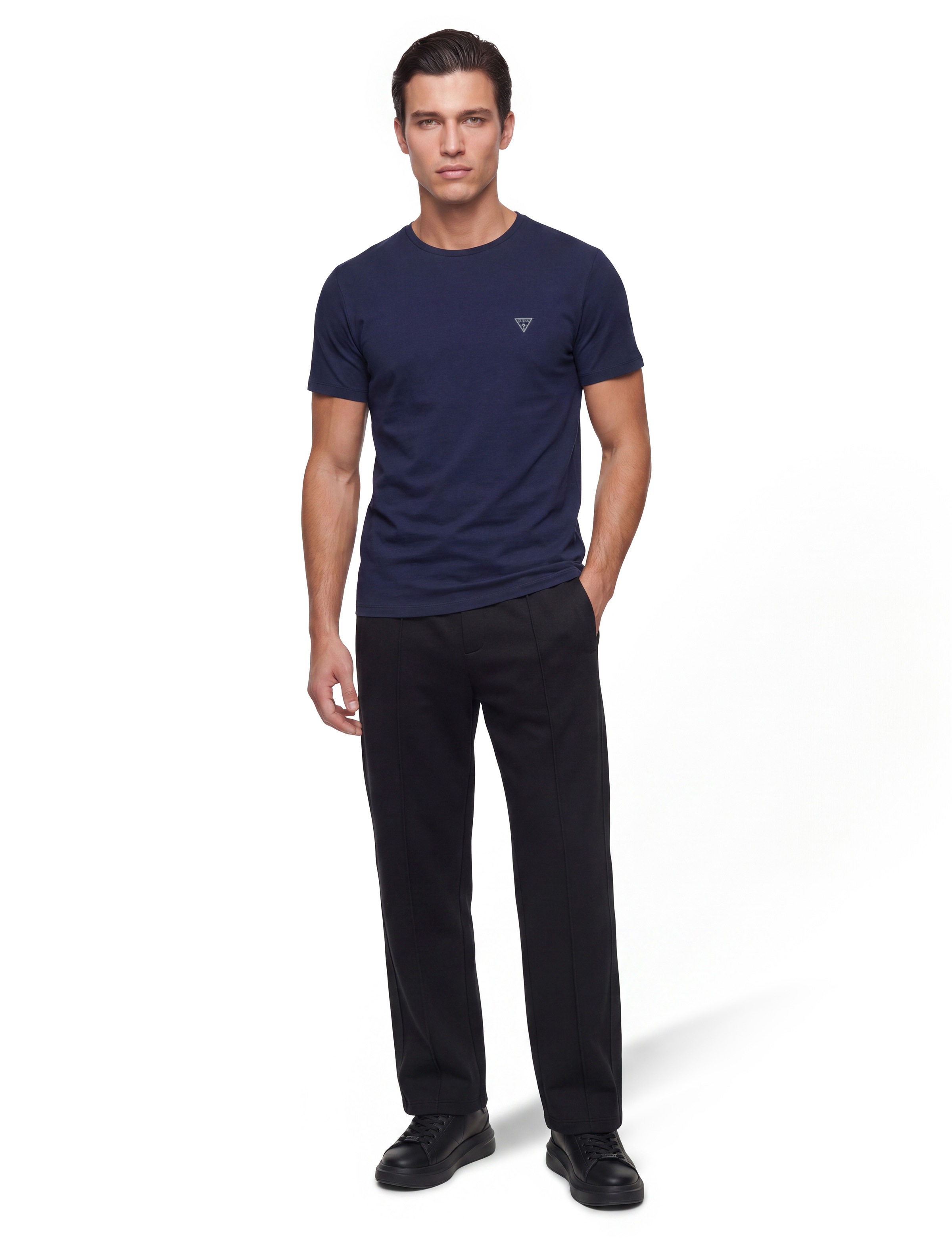 Guess T-Shirt »CALEB HERO CNK S/S 2PACK« Packung, 2 aus Baumwolljersey in Stretchqualität