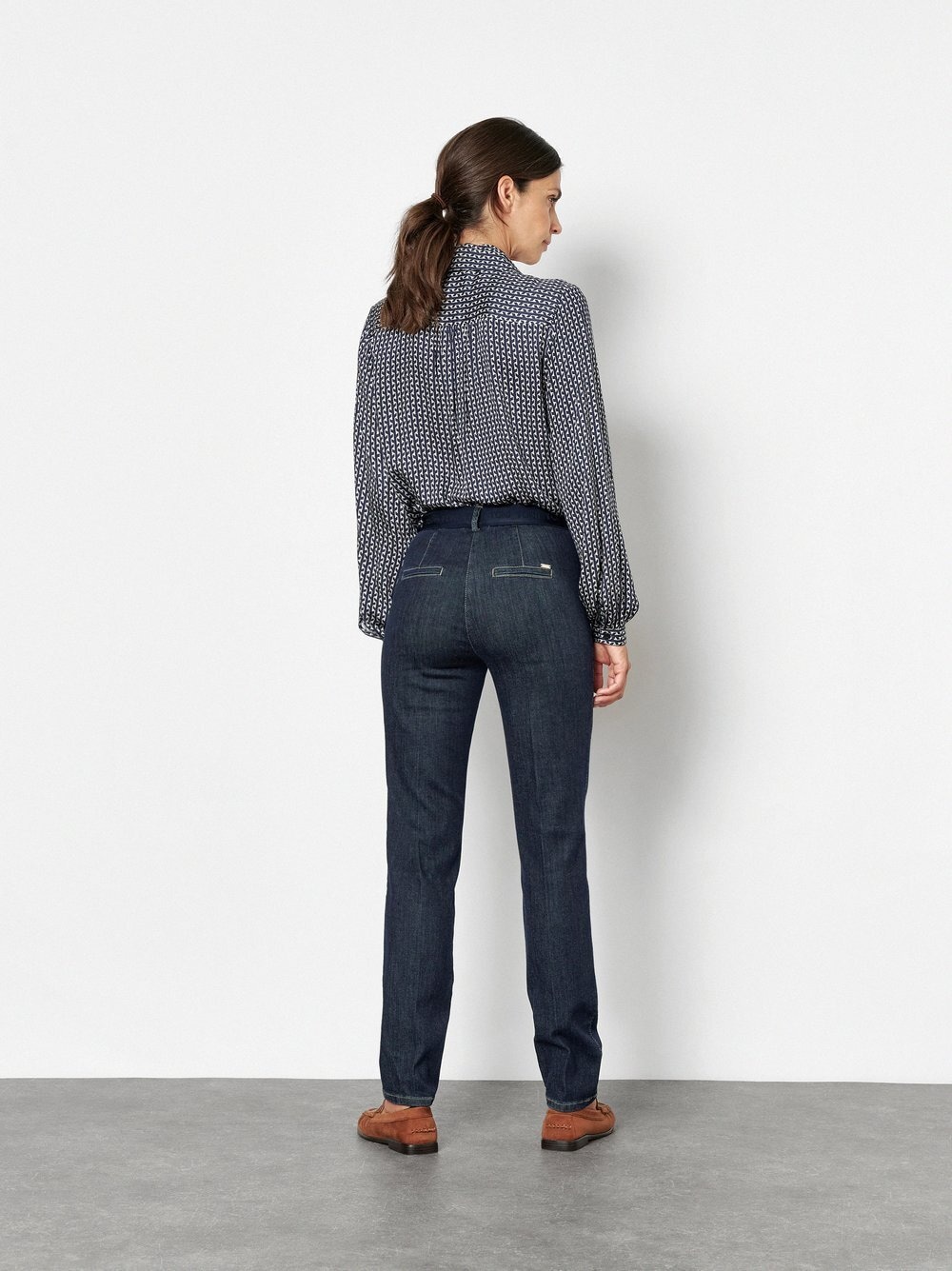 TONI Slim-fit-Jeans »Jenny« mit sportlichem Gummibund hinten