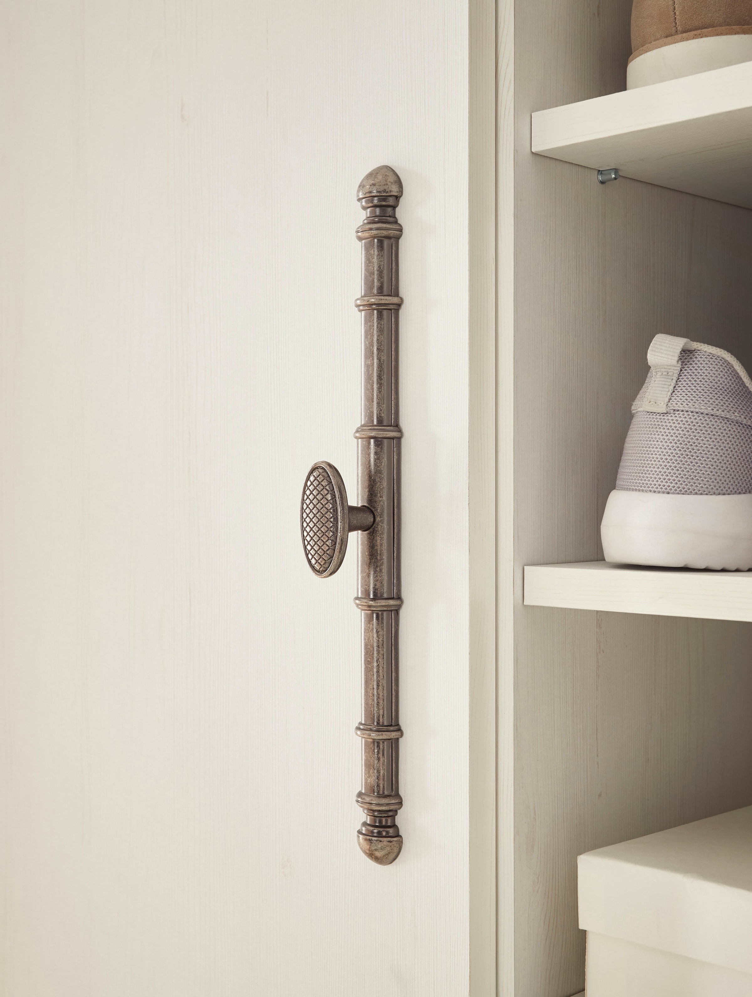 Home affaire Garderoben-Set »WESTMINSTER BESTSELLER!«, (3 St., Schuhbank, Wandpaneel, Garderobenschrank), im romantischen Landhausstil