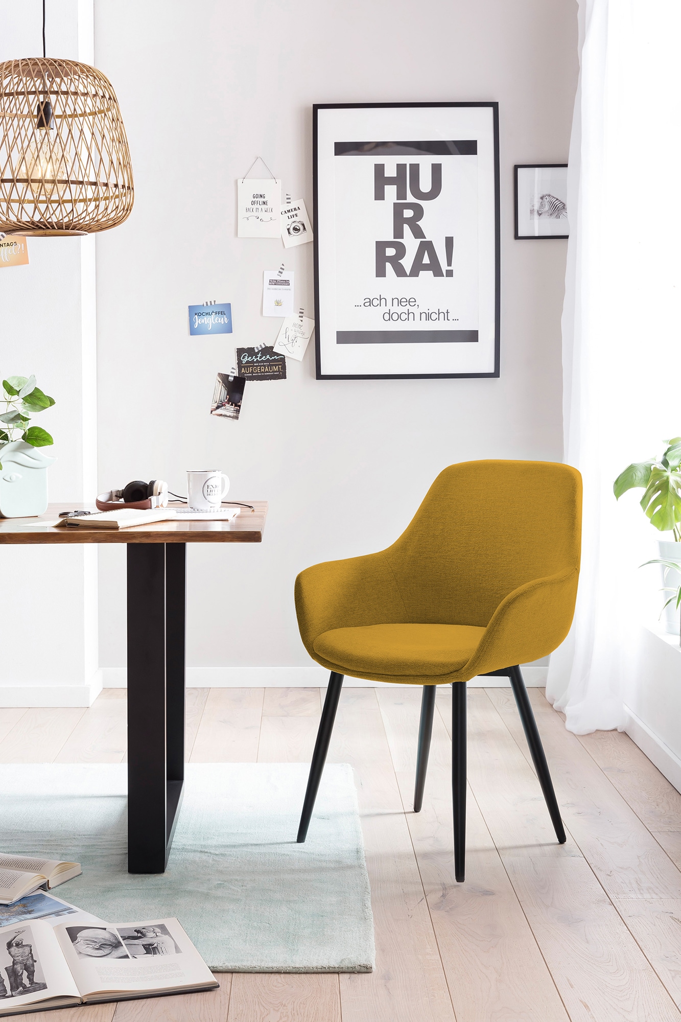 SalesFever Essgruppe »Stilvolle Essgruppe für Ihr Zuhause«, (Set, 5 tlg.), 5-teiliges Set, Tischplatte mit seidenmattem OSMO Hartwachs-Öl behande