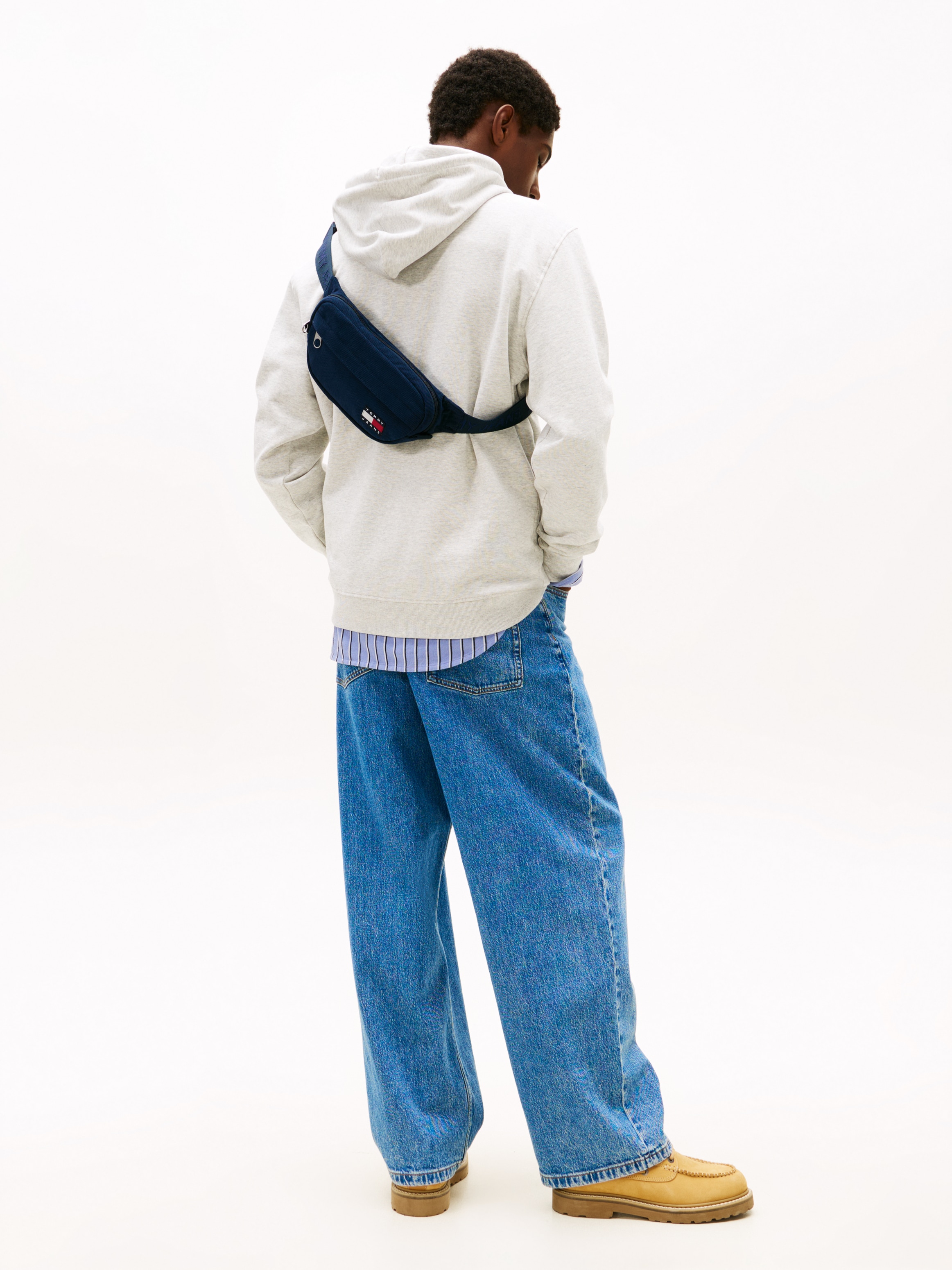 Tommy Jeans Gürteltasche »TJM ESS DAILY CORD BUMBAG« , Unisex Gürteltasche, Minibag mit aufgenähter Logoflagge