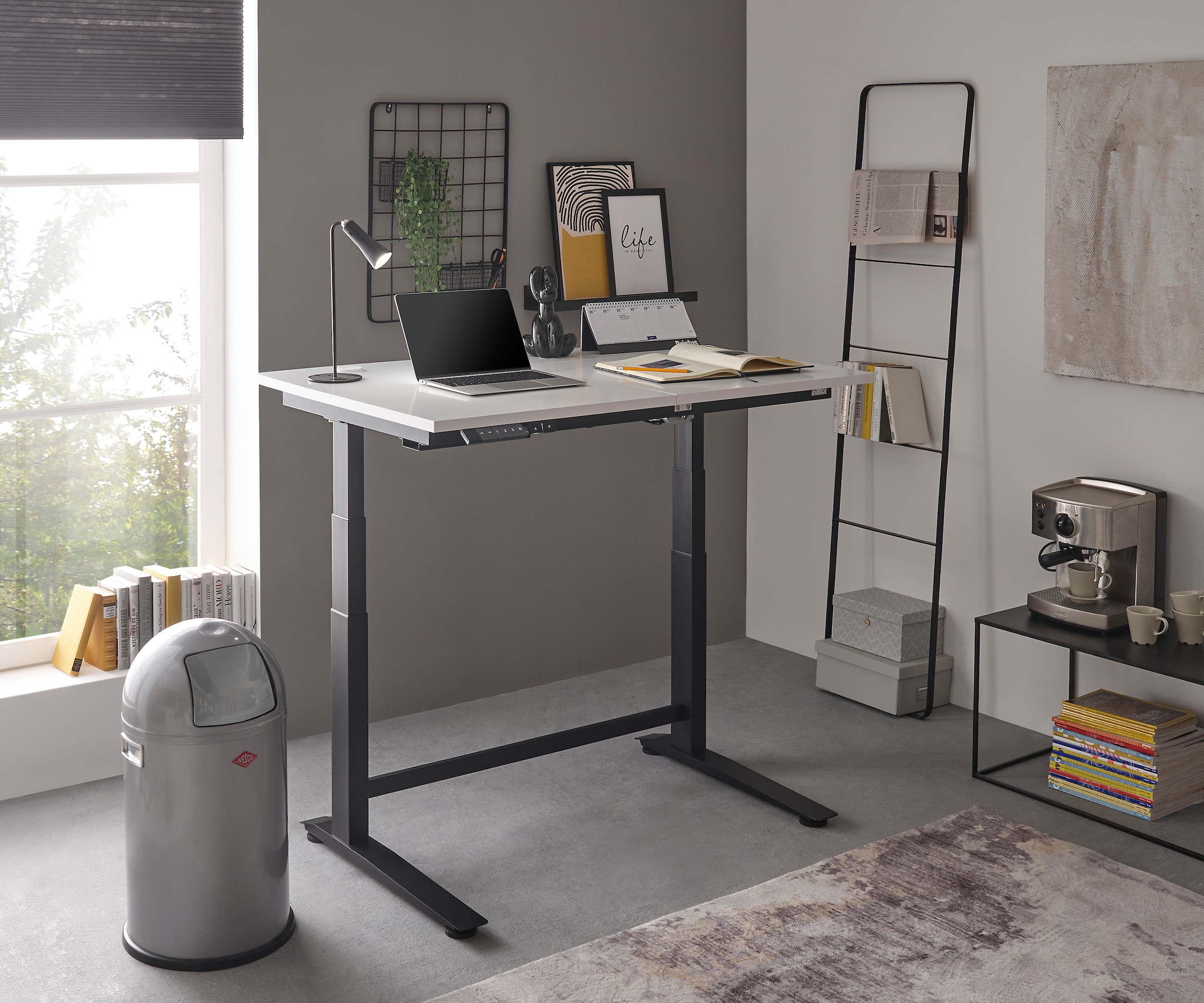 BEGA OFFICE Schreibtisch »Ben«, (1 St.), elektrisch höhenverstellbarer Desk, mit 3 Memory Tasten, Breite 120 cm