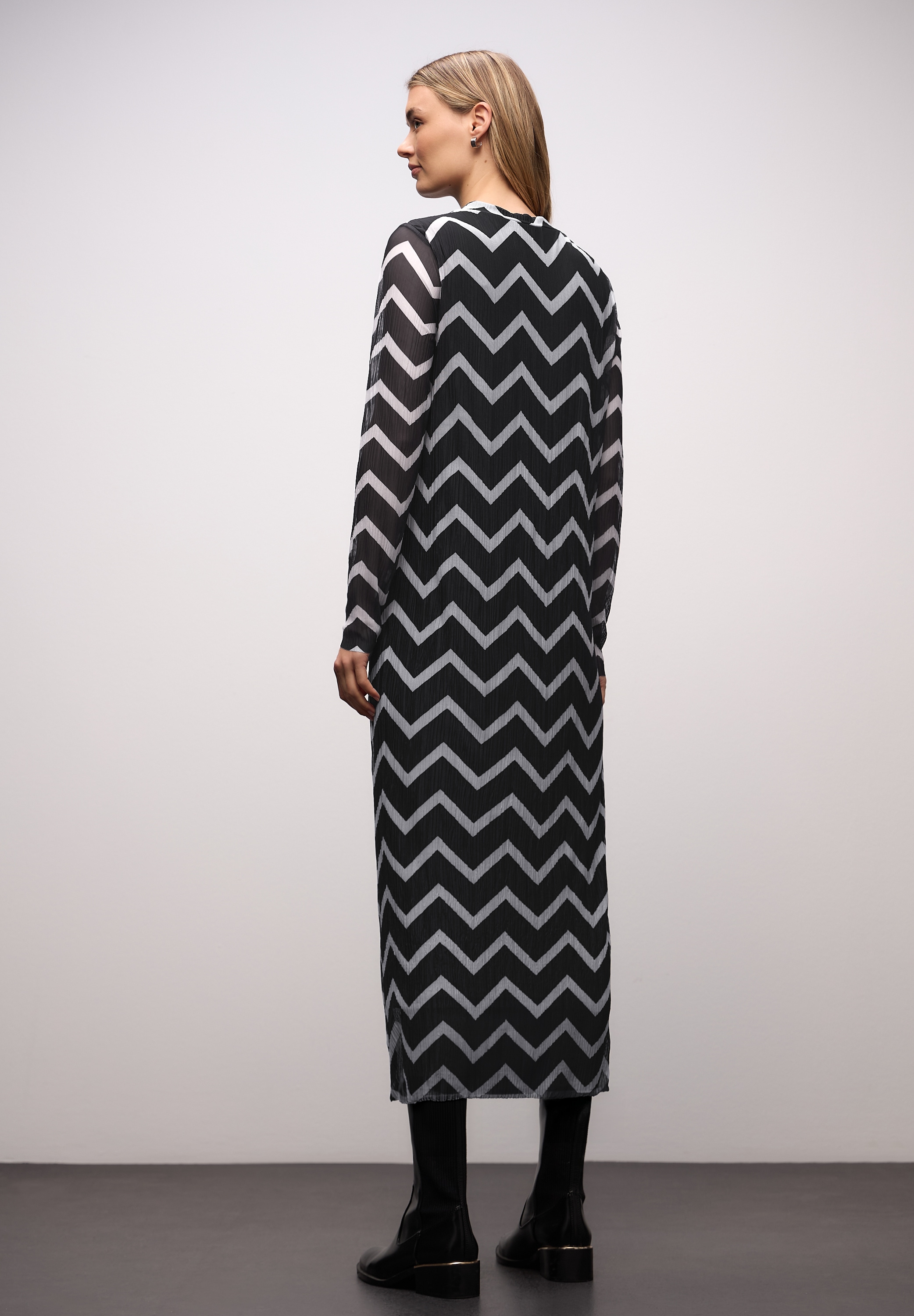 STREET ONE Midikleid Ohne Taschen