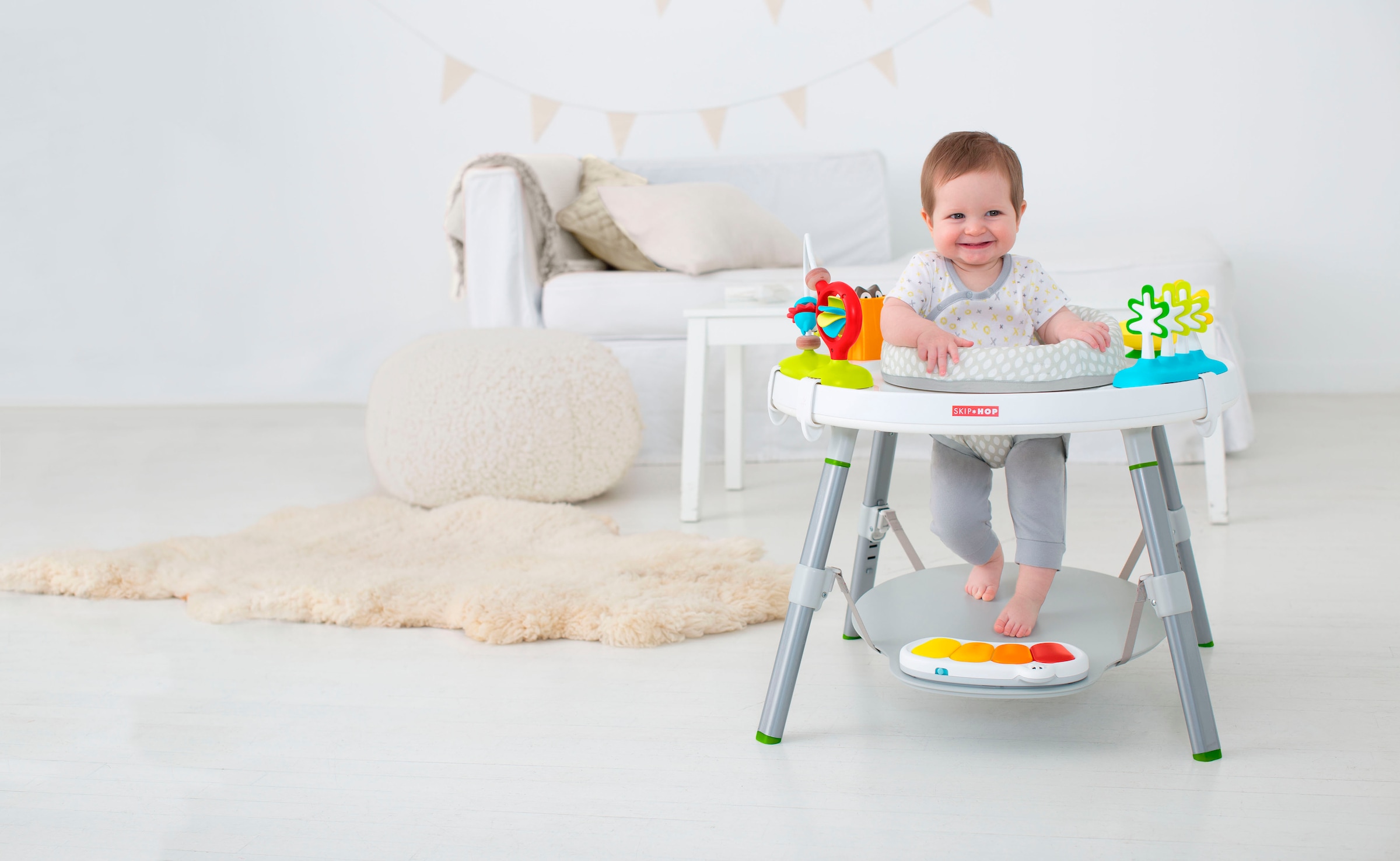 Skip Hop Spieltisch »Explore & More 3-in-1 Spielcenter«, inklusive Stuhl