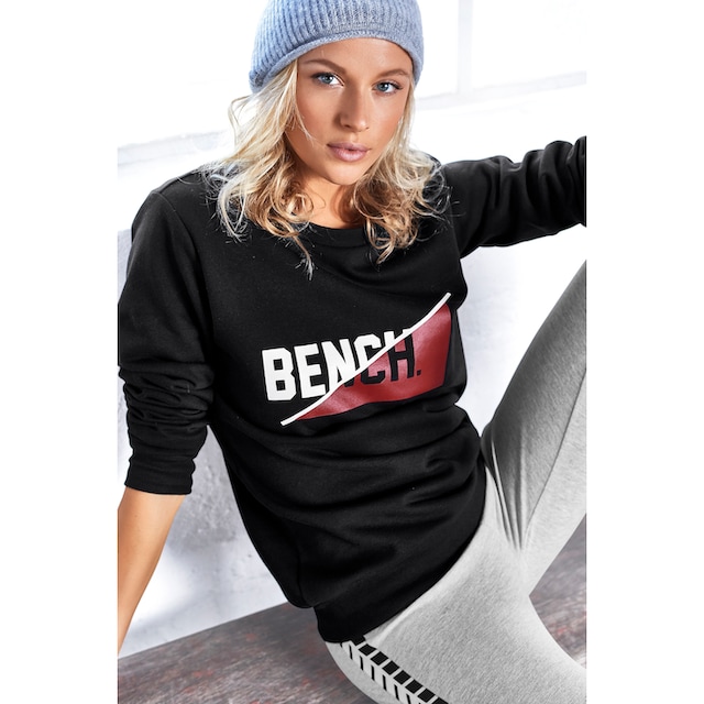 Bench. Sweatshirt, mit frontalem Logodruck, Loungeanzug bei OTTOversand