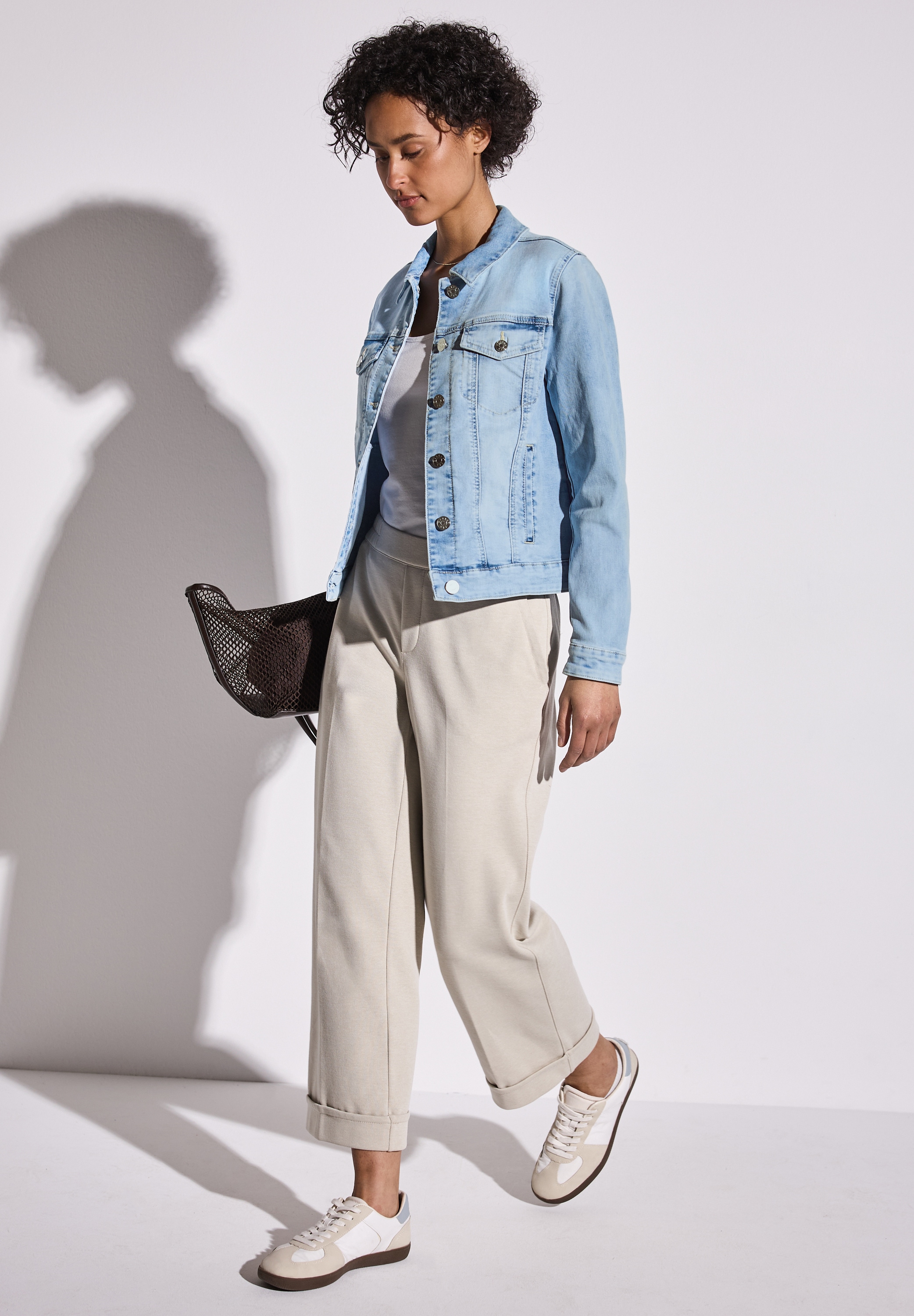 STREET ONE Jeansjacke, ohne Kapuze, im Bleached-Look und mit Knopfleiste