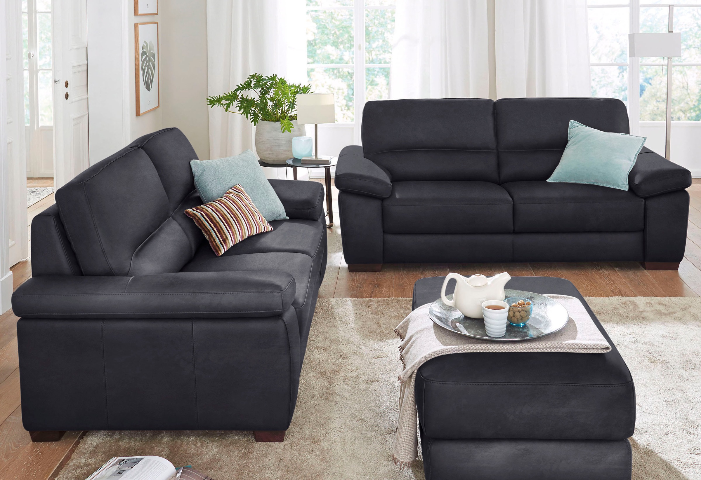 CALIA ITALIA 2-Sitzer »Gaia, Sofa im edlen Design und mit erstklassigem Sitzkomfort«, aus pflegeleichtem Luxus-Microfaser Ginevra Hydro Care