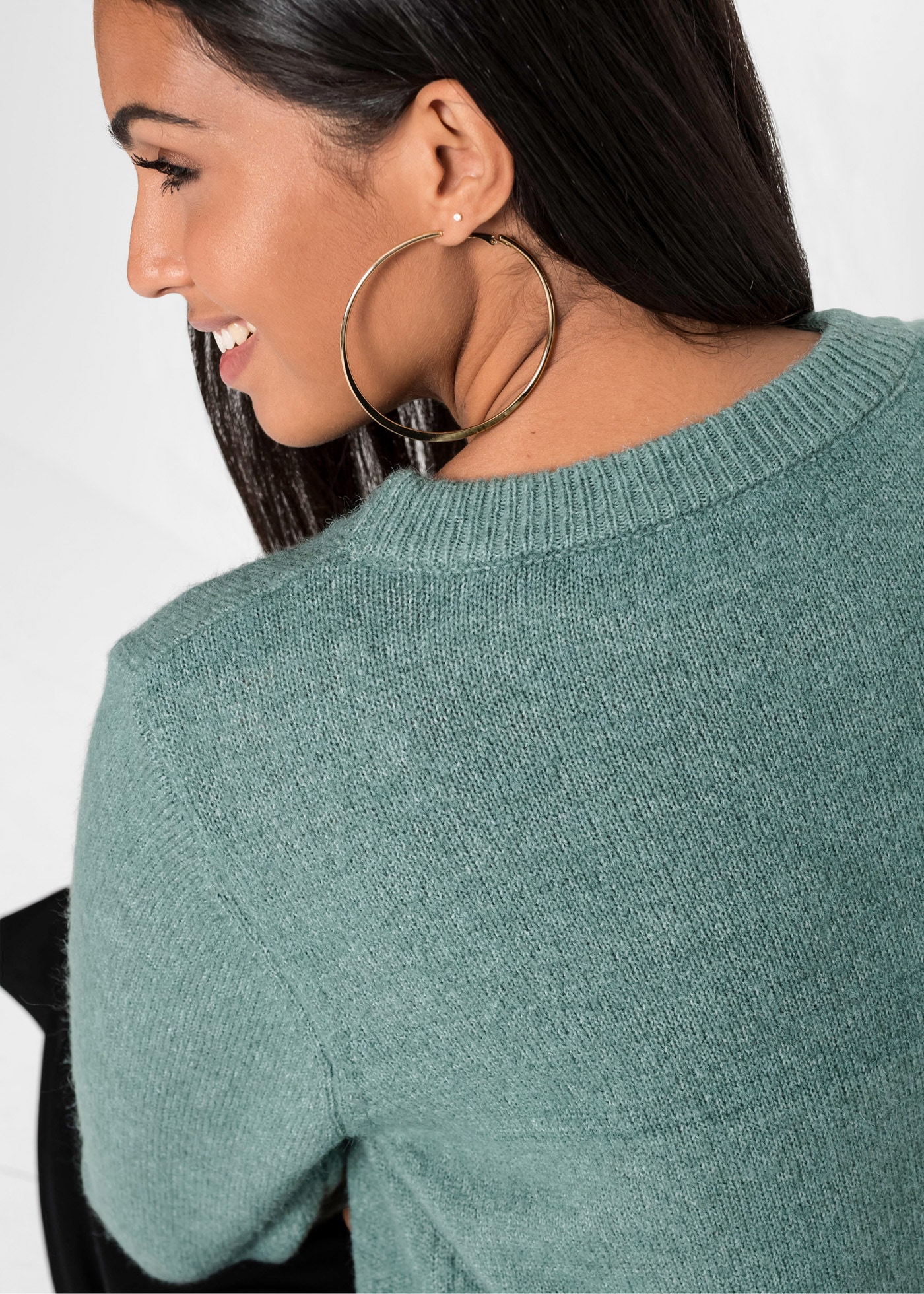 bonprix Strickpullover aus Polyacryl, Polyester, Polyamid und Elasthan, lockere Passform